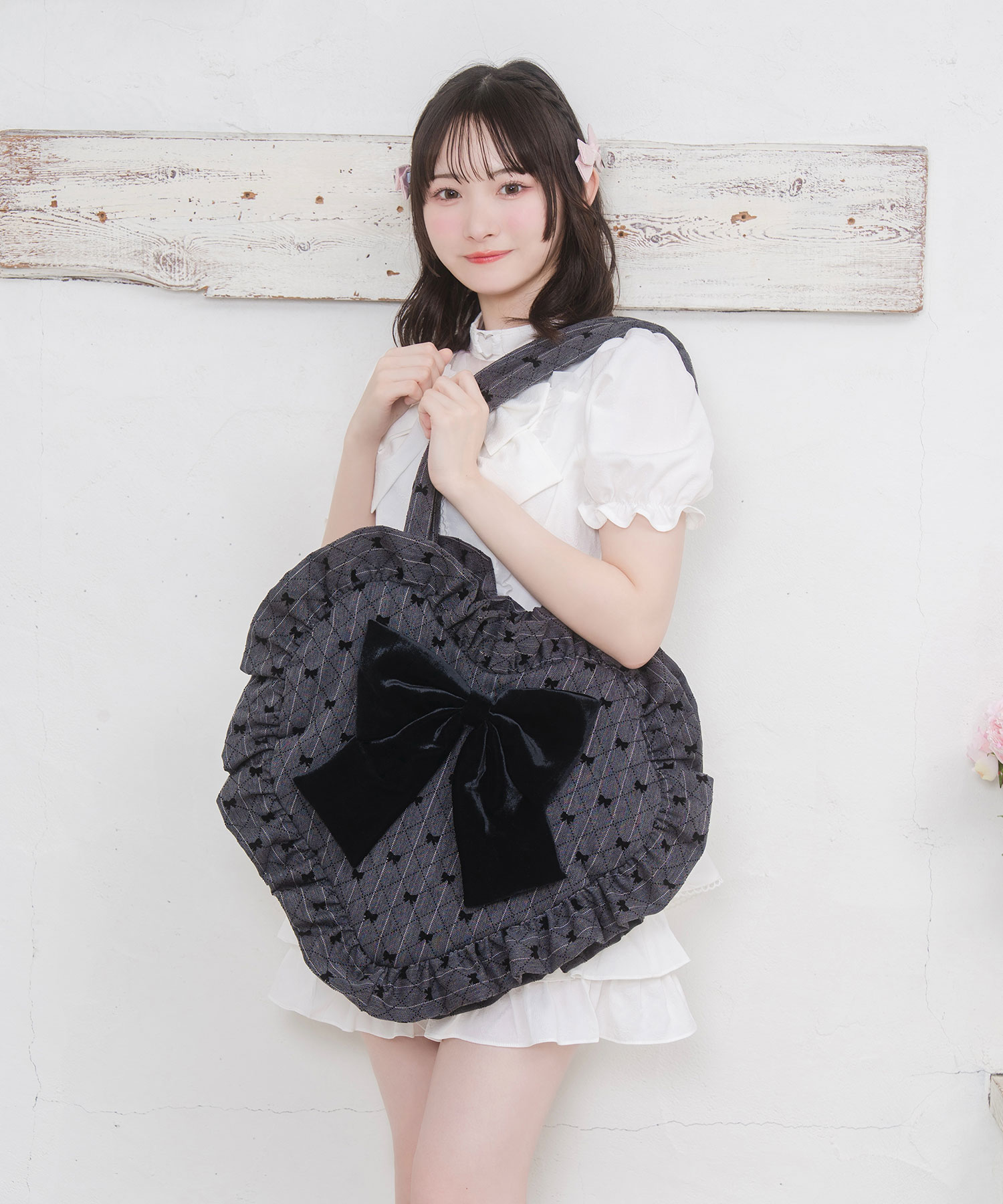 S*様 ロゼミューズ satin traveling boston bag ピン satin traveling boston bag – BUNNY APARTMENT