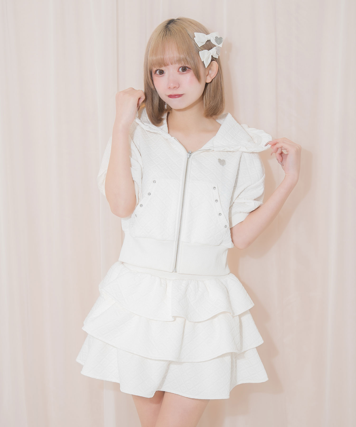 ロゴプレートパーカーセットアップ