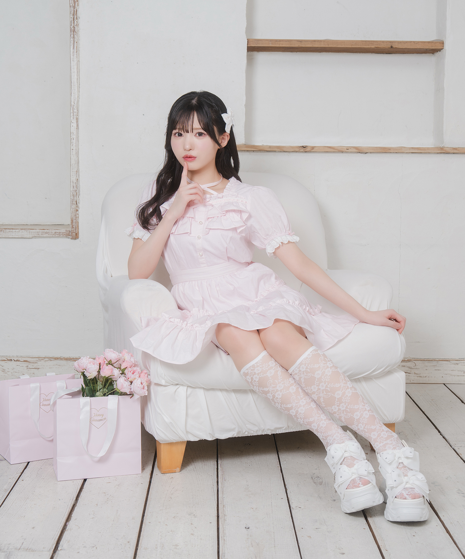 Honey Cinnamon はしごリボンコットンフリルワンピース 白 ホワイト Honey Cinnamon（ハニーシナモン）の「はしごリボンコットン