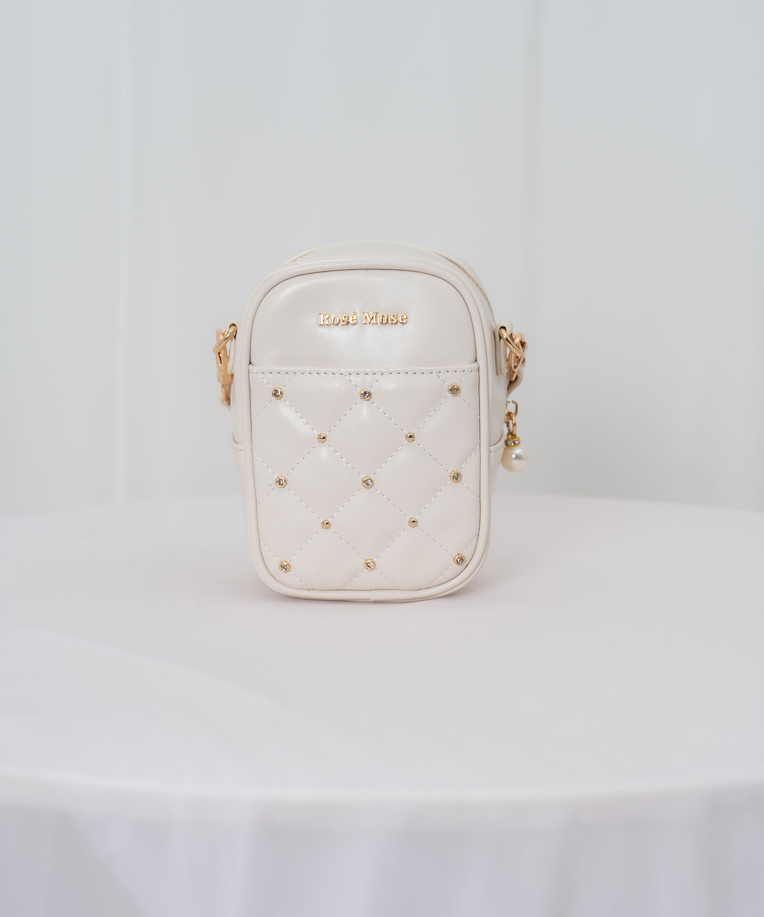 plush doll carrying pouch – BUNNY APARTMENT