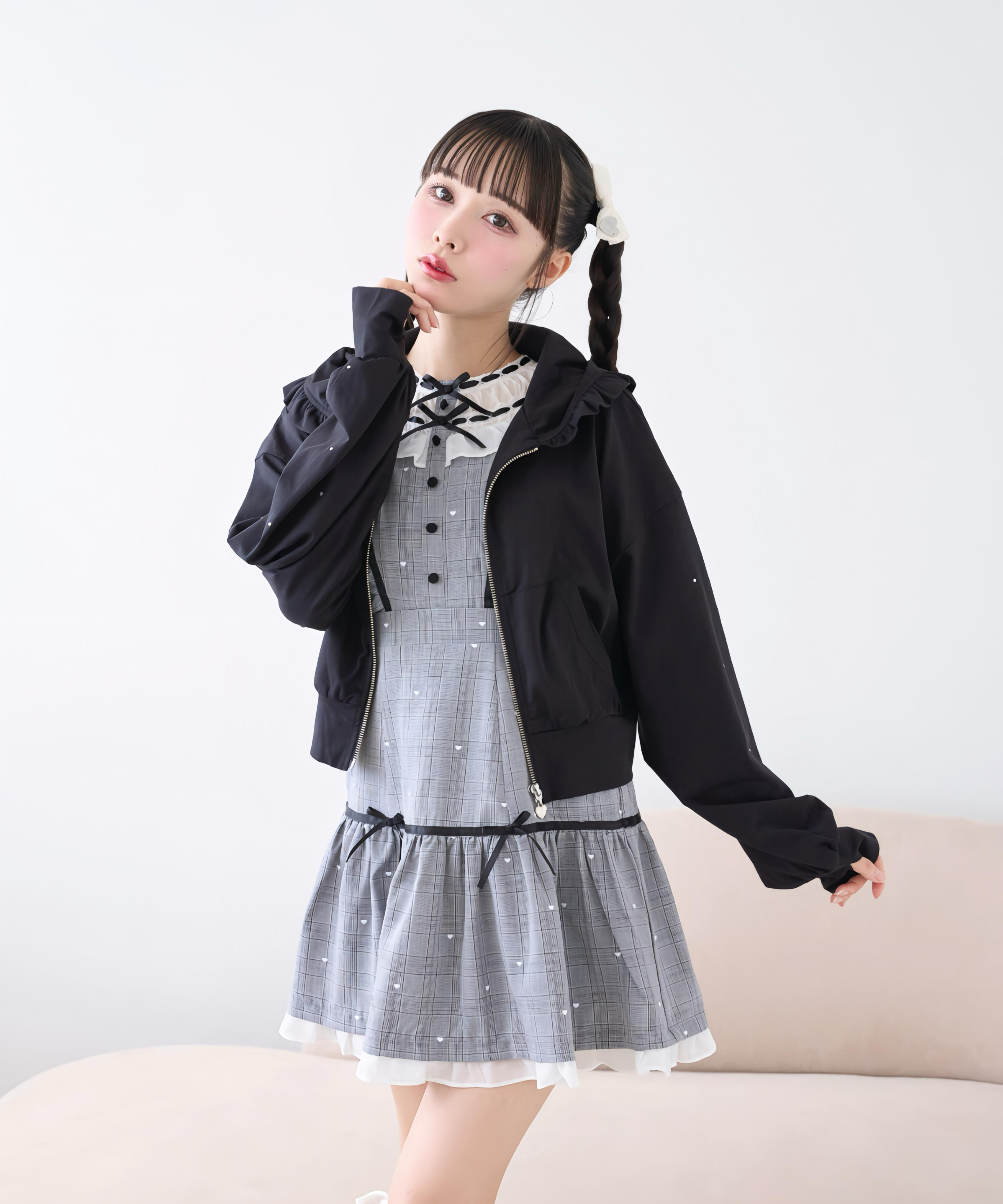 袖ラインストーンUVカットパーカー