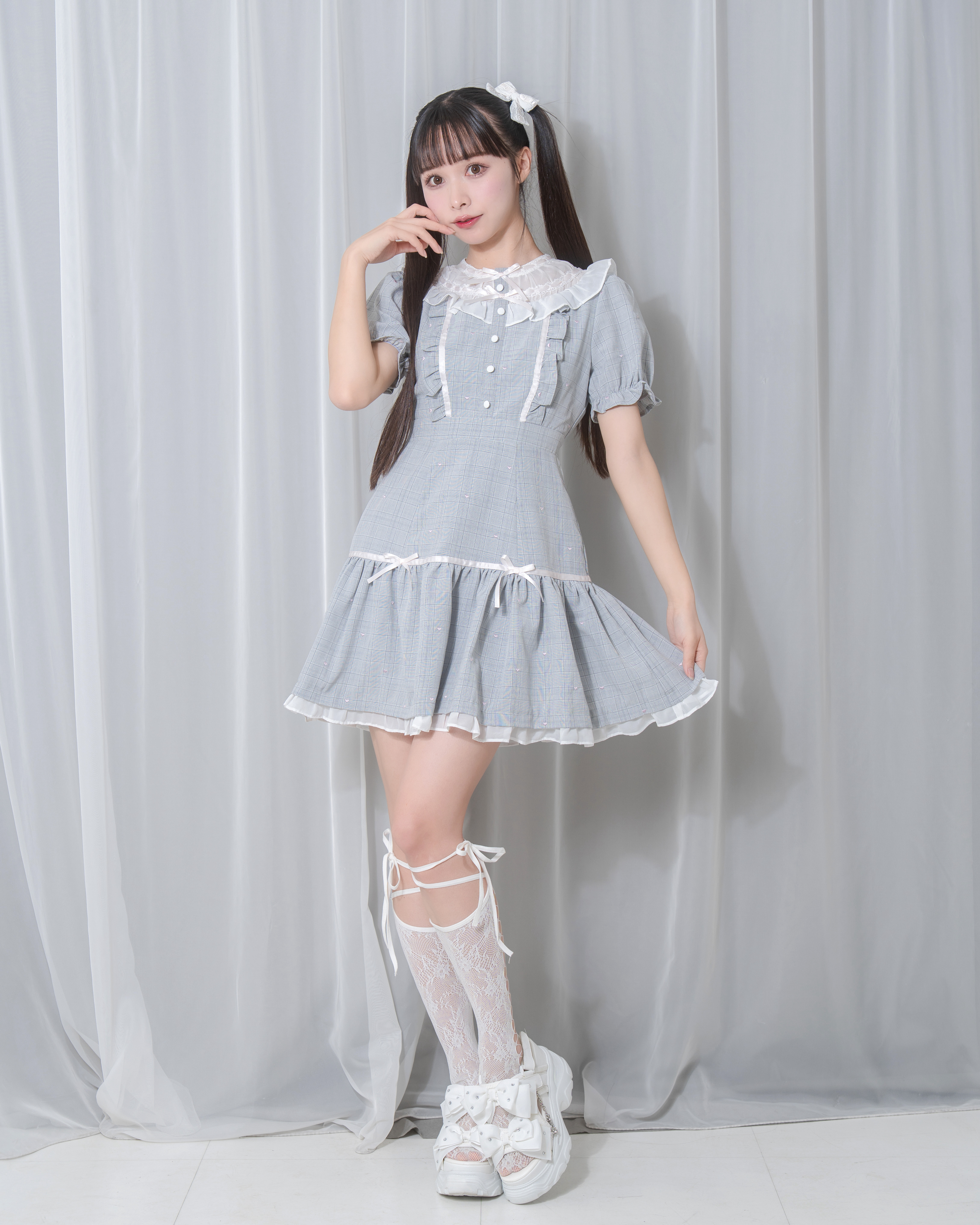切替フリルニットワンピース – BUNNY APARTMENT