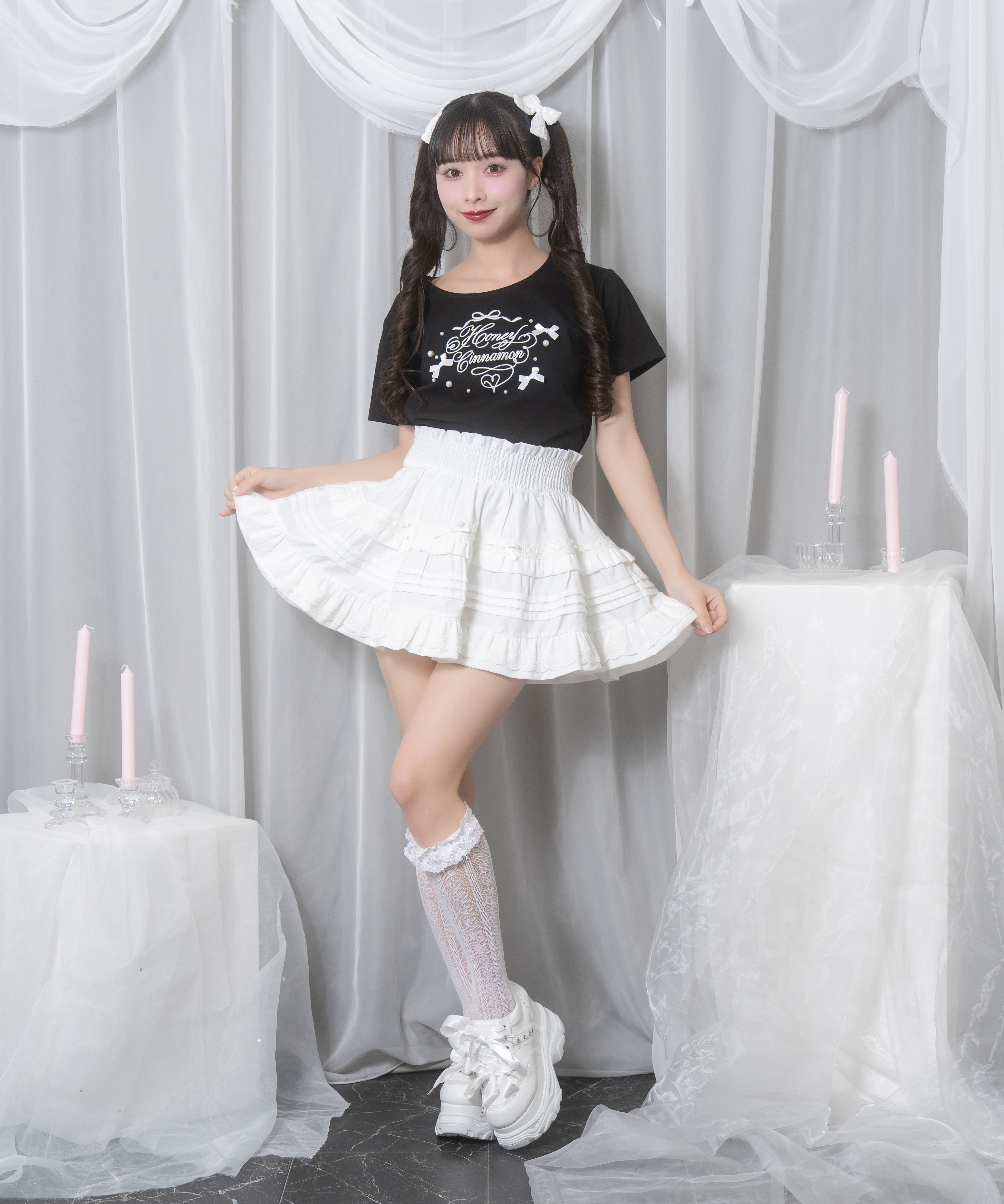 ロゴ刺繍リボンパールTシャツ