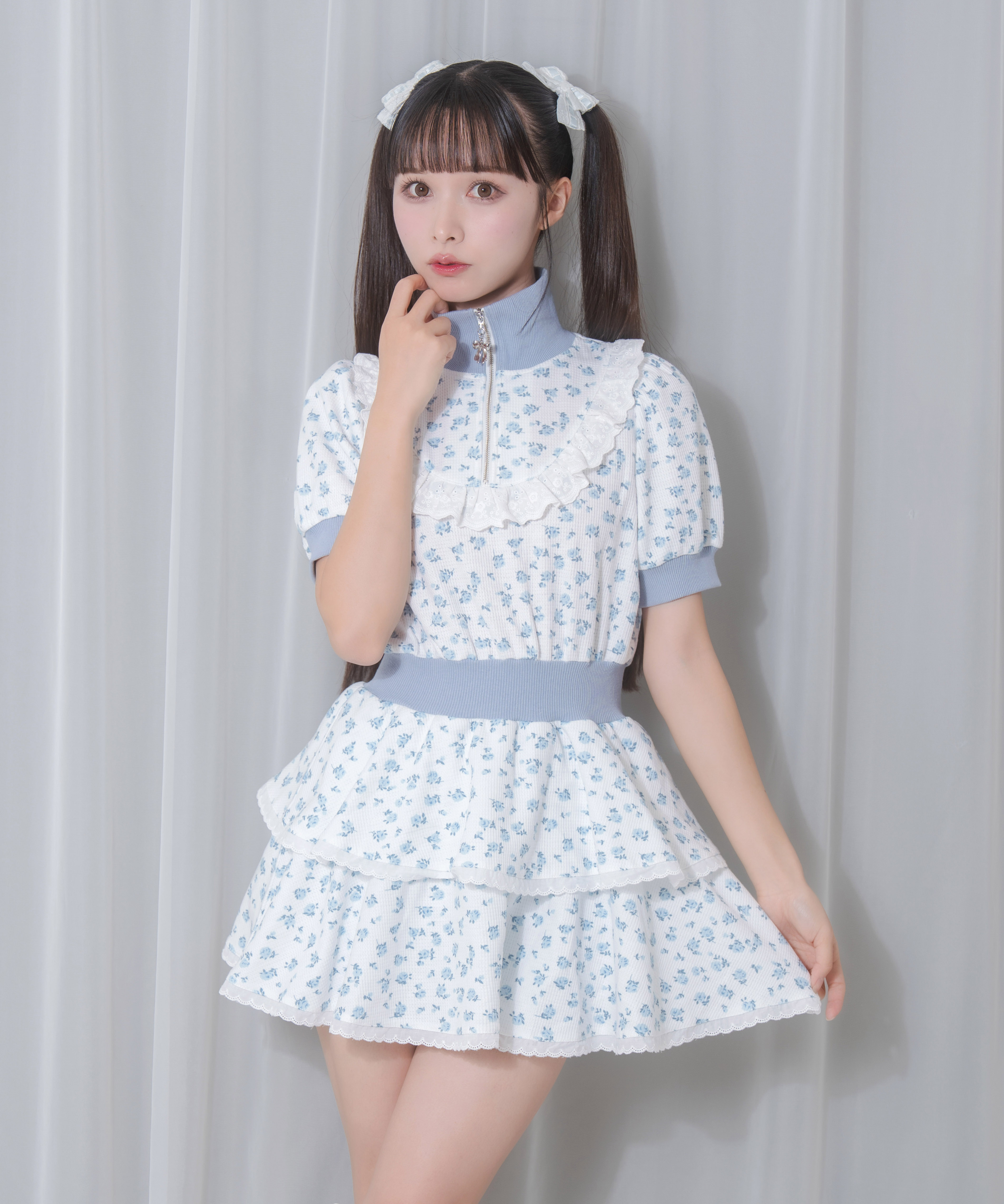 花柄ハーフジップワンピース
