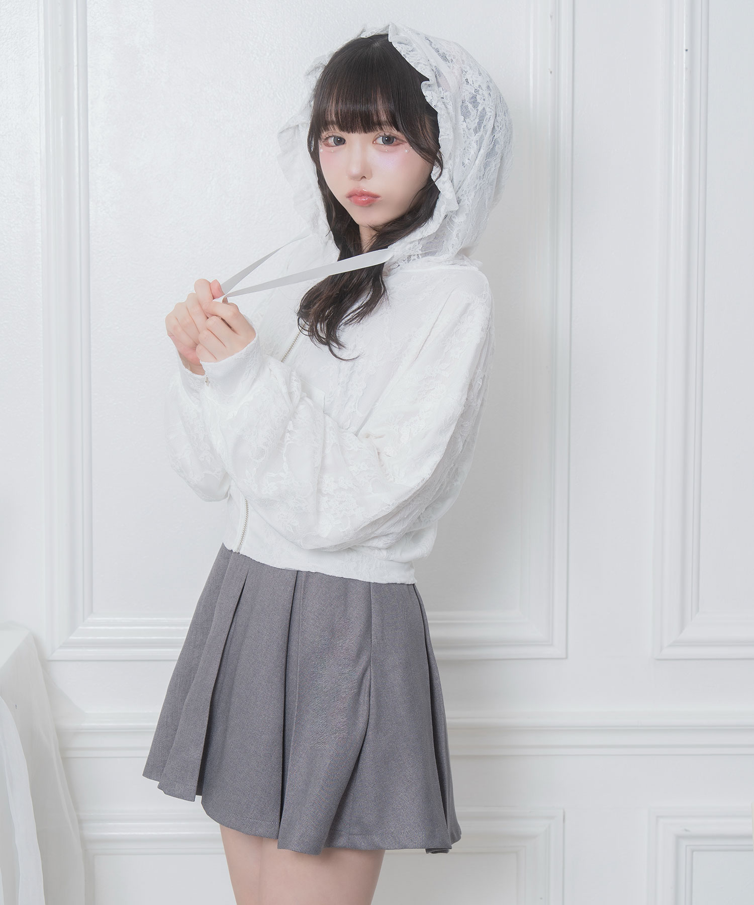 リボンチャームレースパーカー