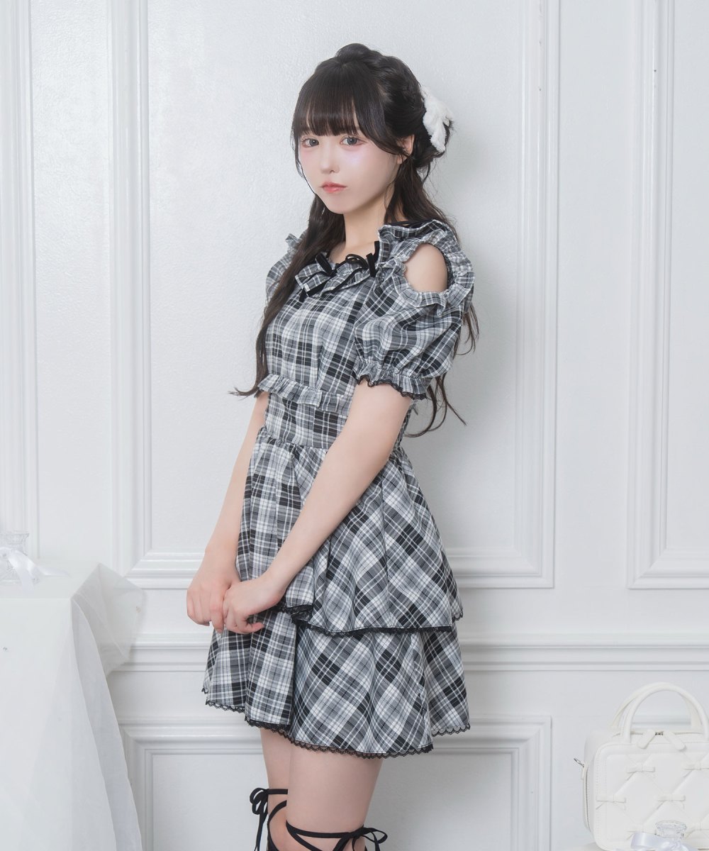 ベロアリボンスクエアネックワンピース