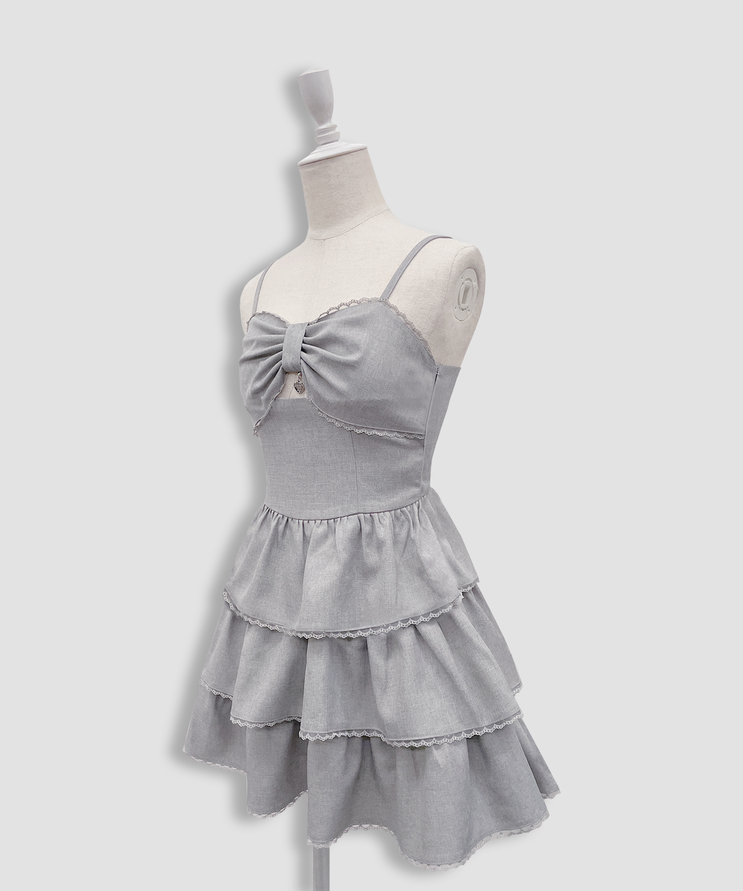 リボンロゴチャーム3段フリルジャンスカ