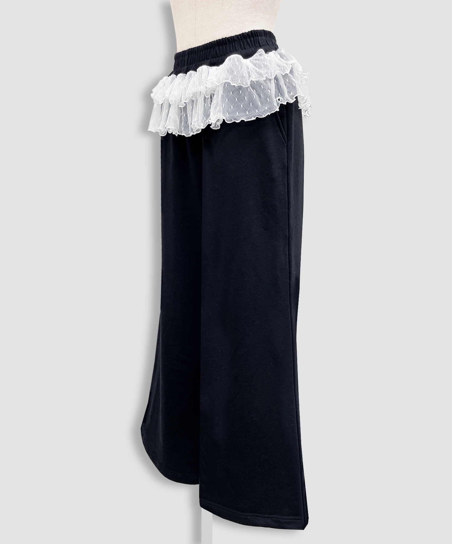 チュールフリルスウェットパンツ