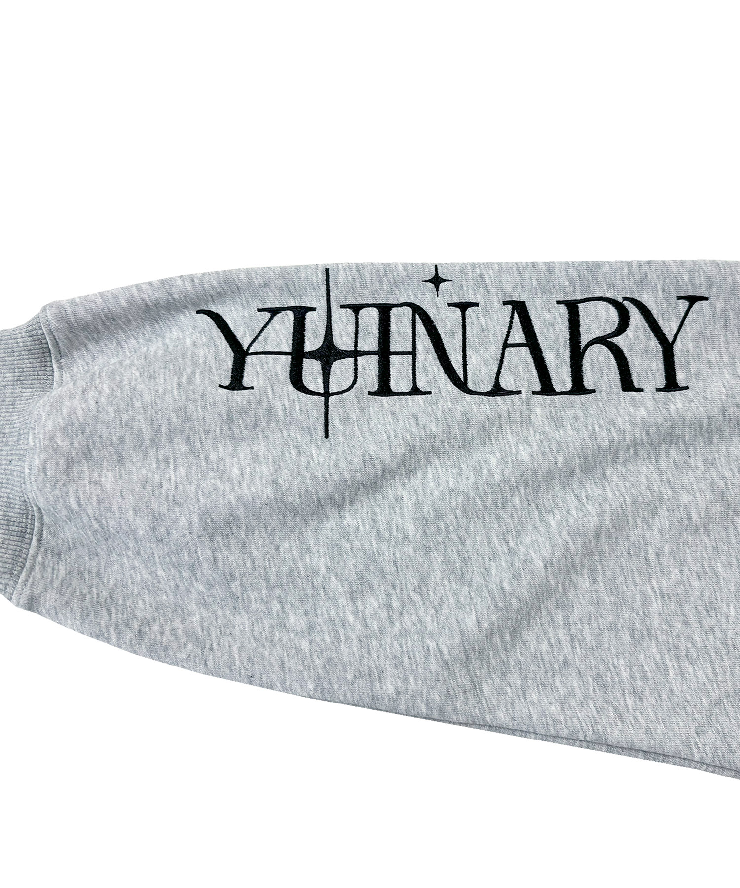 UNISEX エンブロイダリージップパーカー