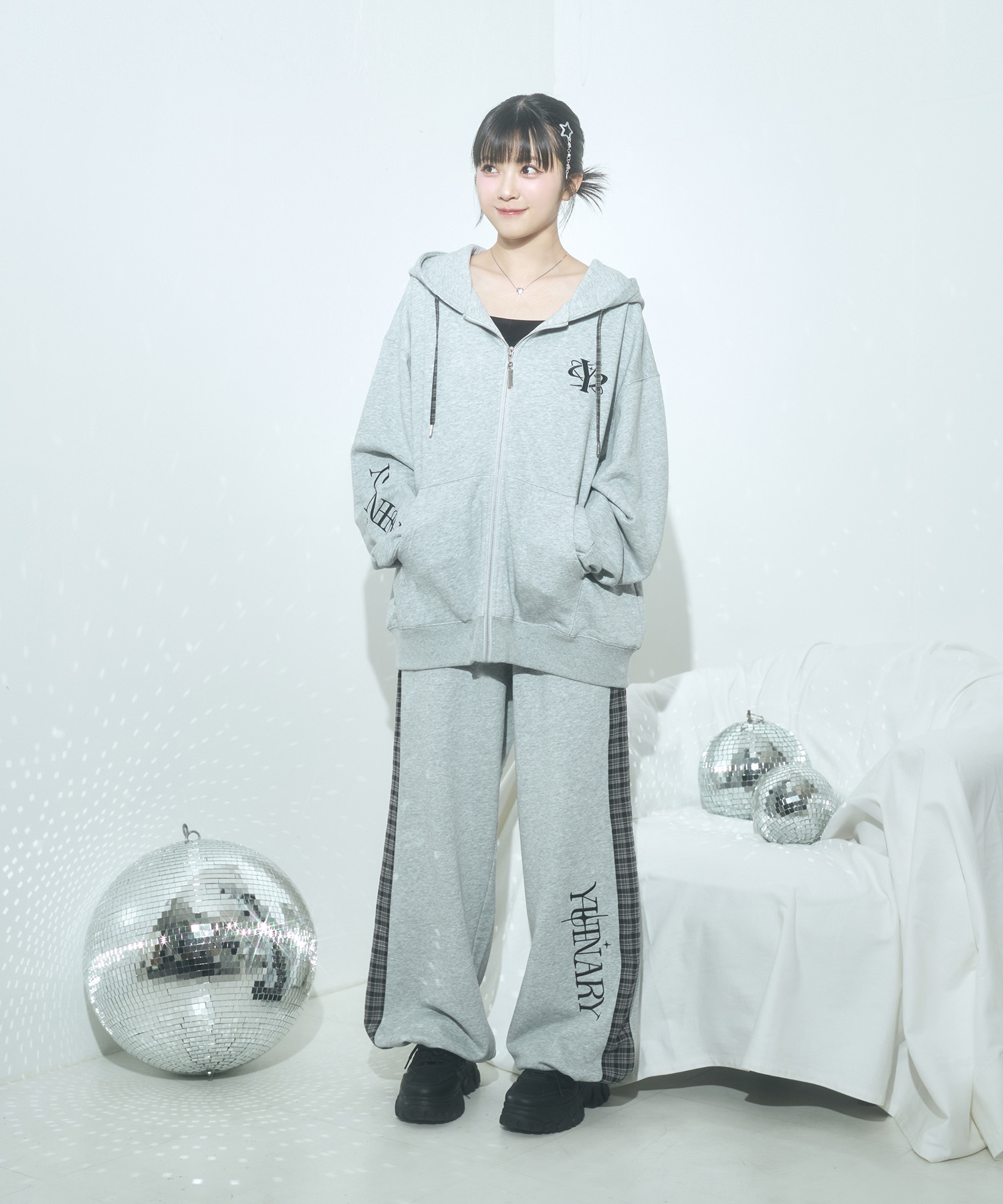 UNISEX チェックラインスウェットパンツ – BUNNY APARTMENT