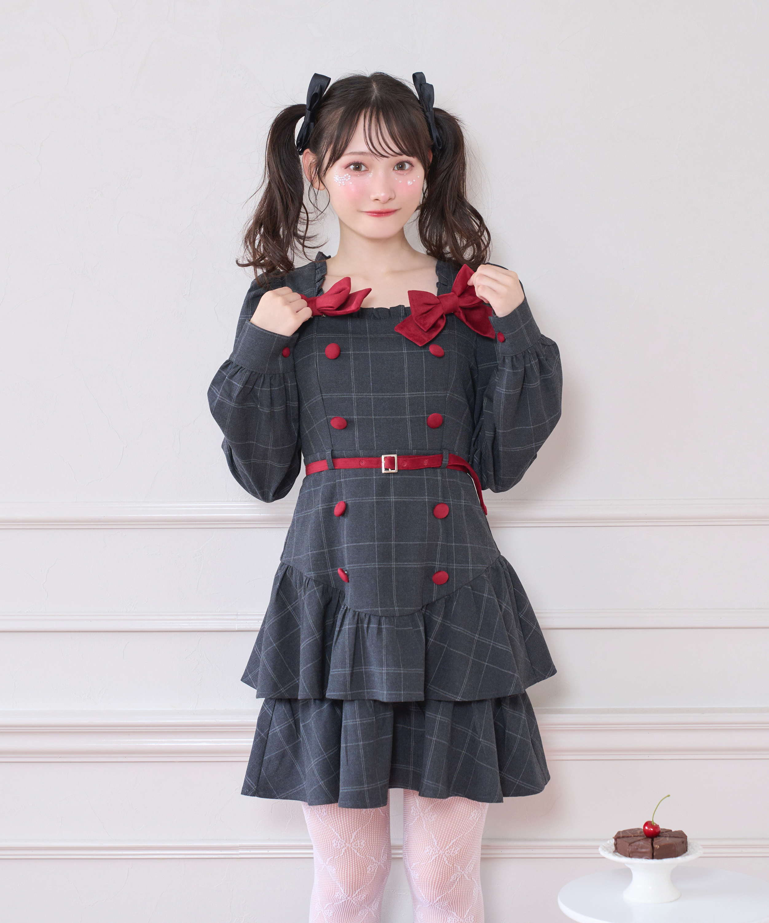 ベロアリボン配色ワンピース – BUNNY APARTMENT