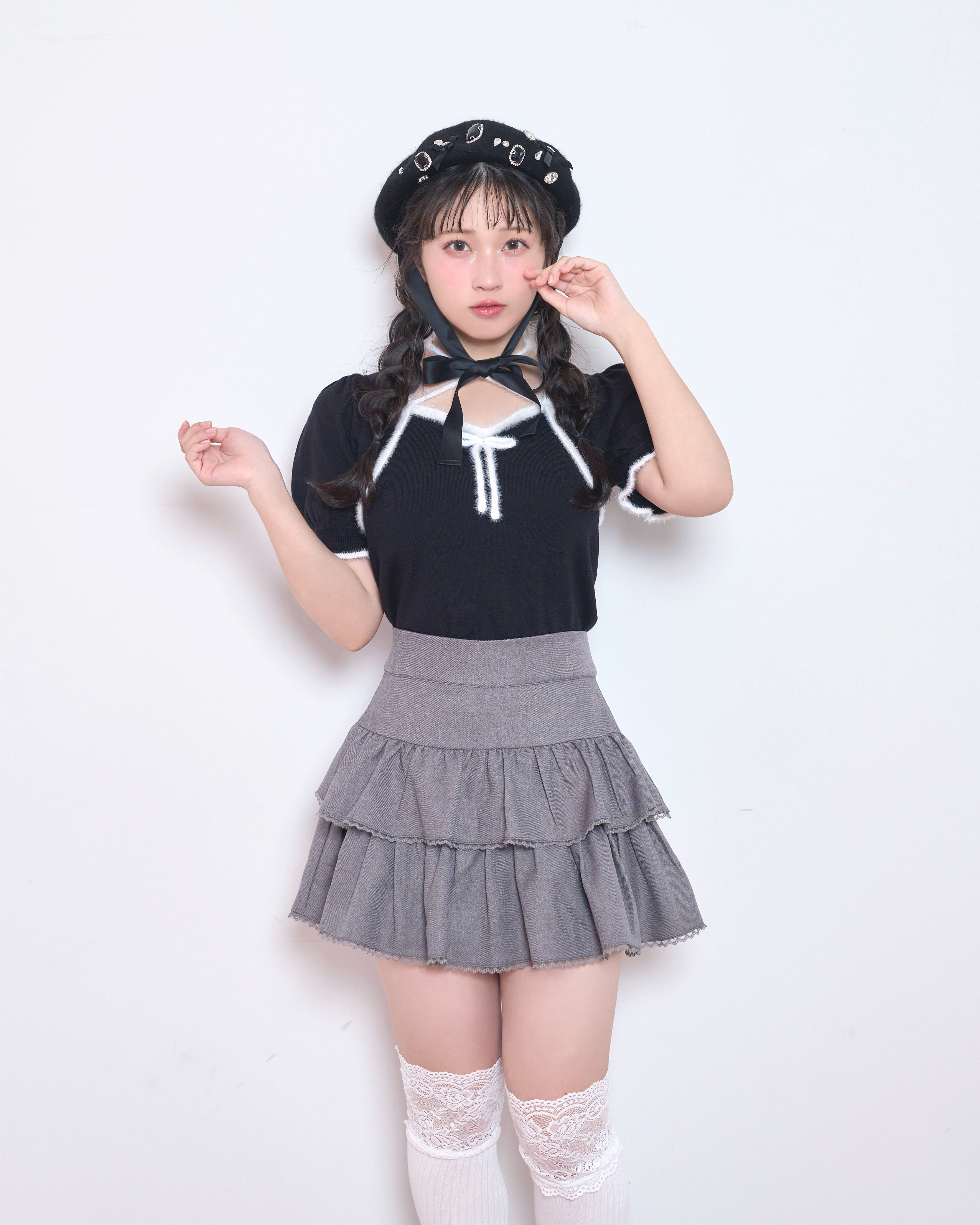 ポイントシャギー配色ニット