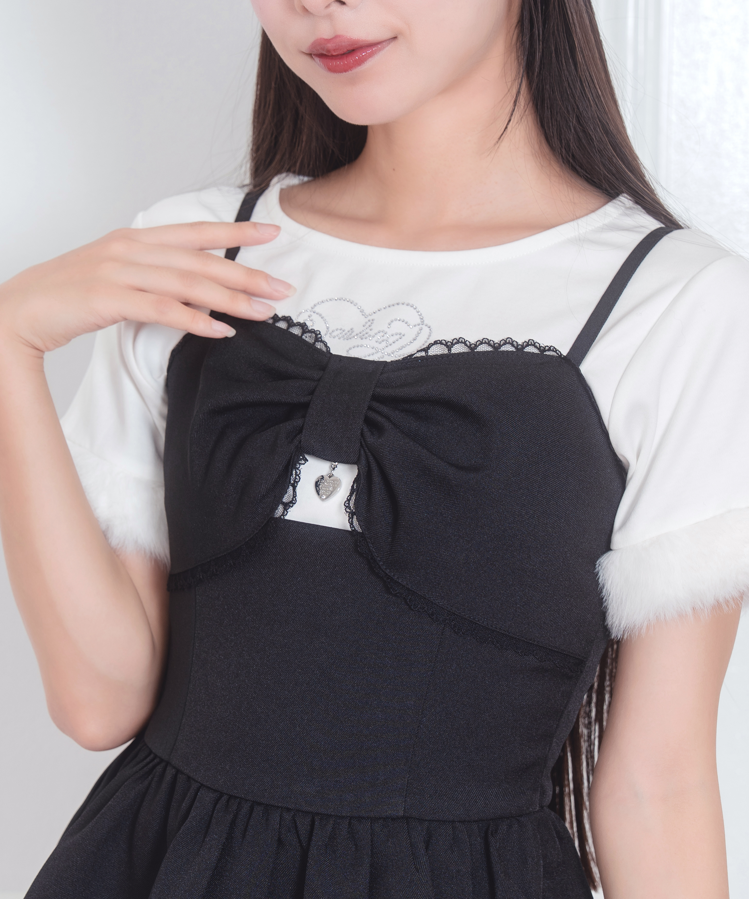 リボンロゴチャーム3段フリルジャンスカ