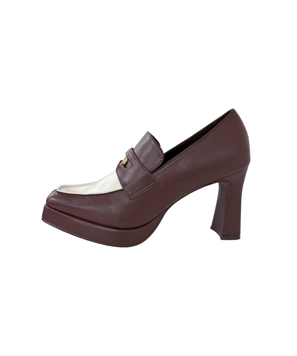Coin loafer pumps