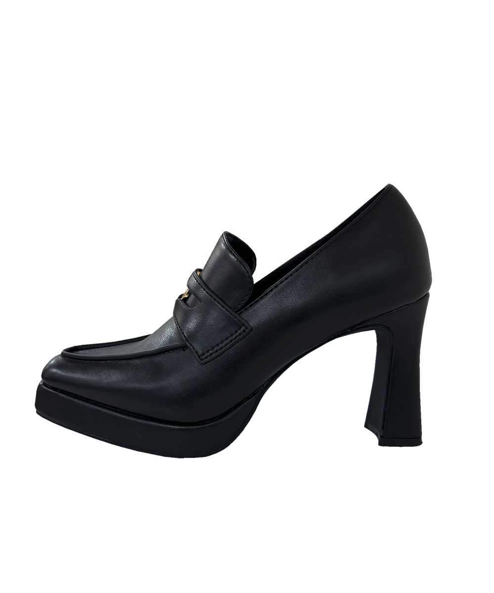 Coin loafer pumps