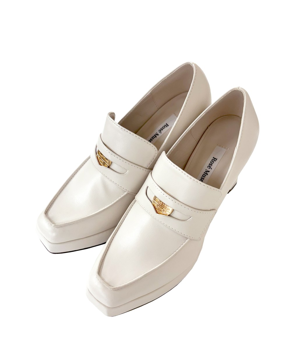 Coin loafer pumps