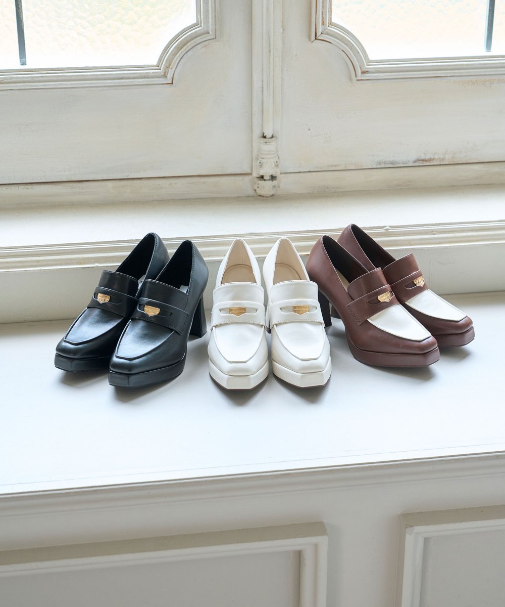 Coin loafer pumps