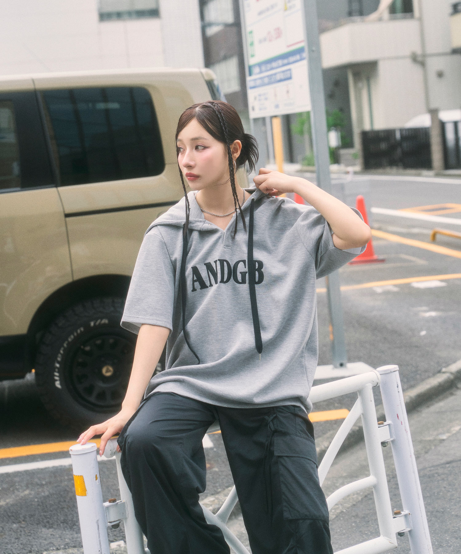 UNISEX ポンチプルパーカー