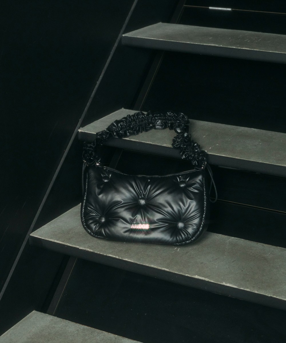 ギャザーパフィーショルダーバッグ