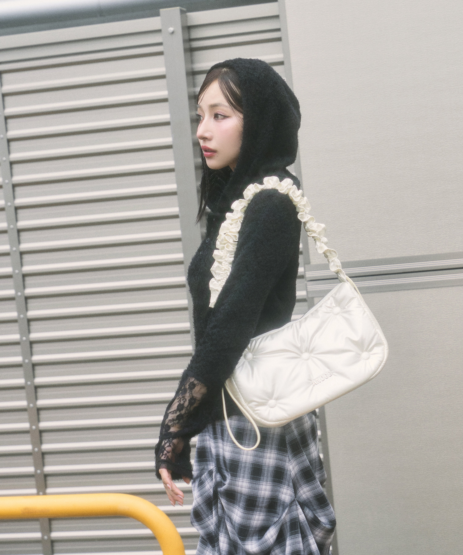 ギャザーパフィーショルダーバッグ