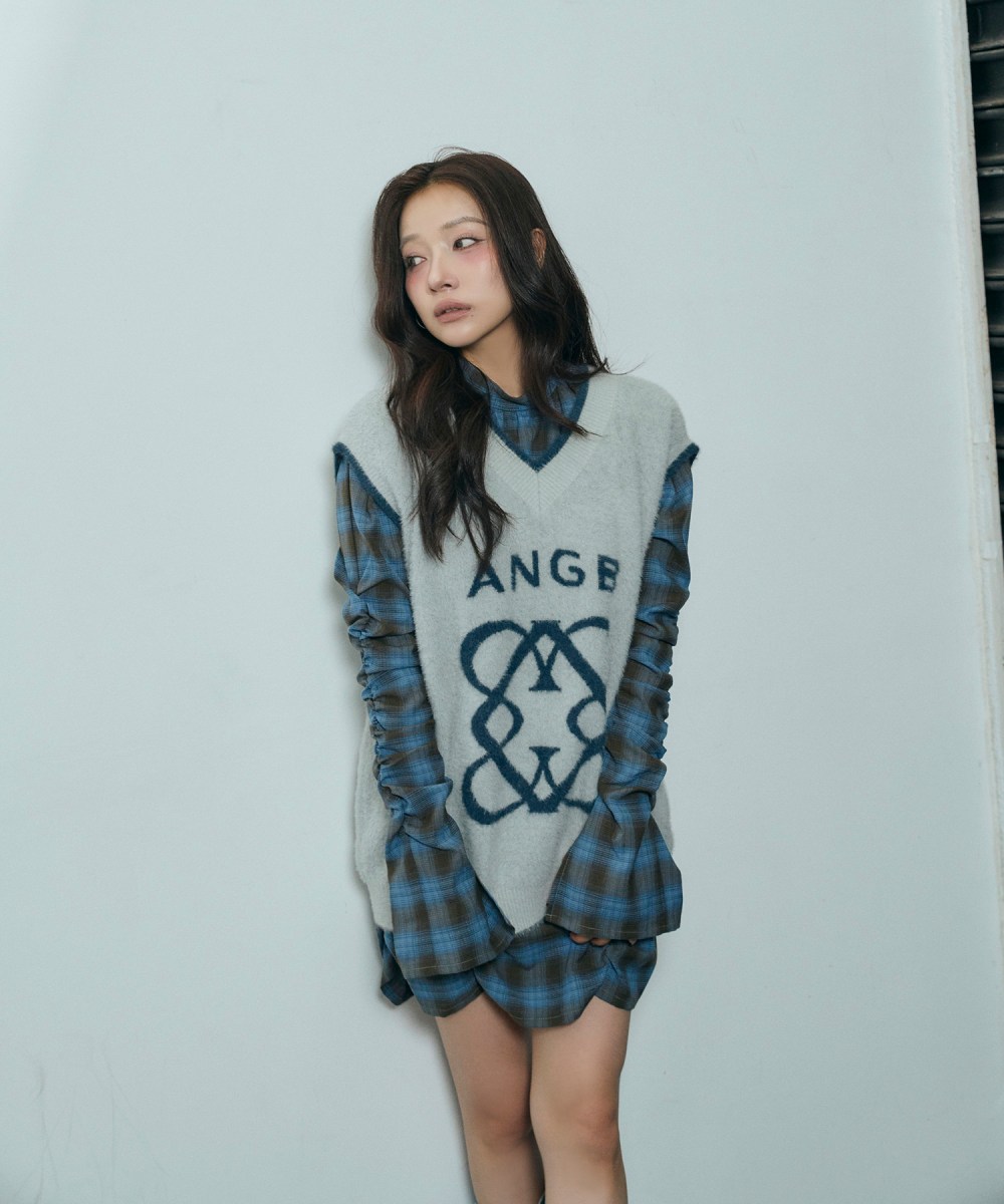 UNISEX エンブレムシャギーベスト