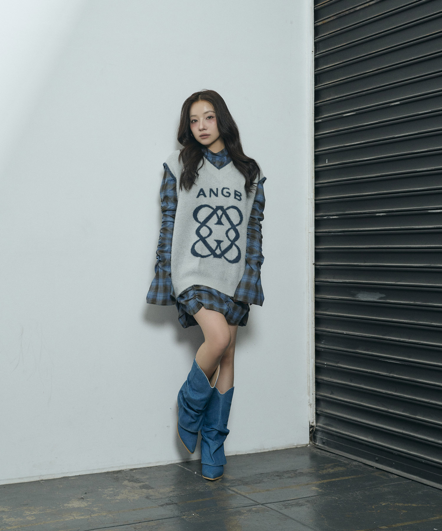 UNISEX エンブレムシャギーベスト