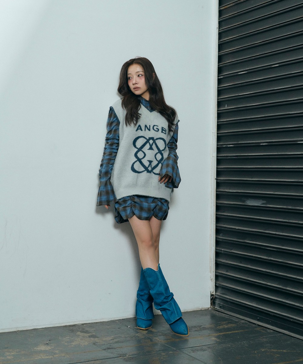UNISEX エンブレムシャギーベスト