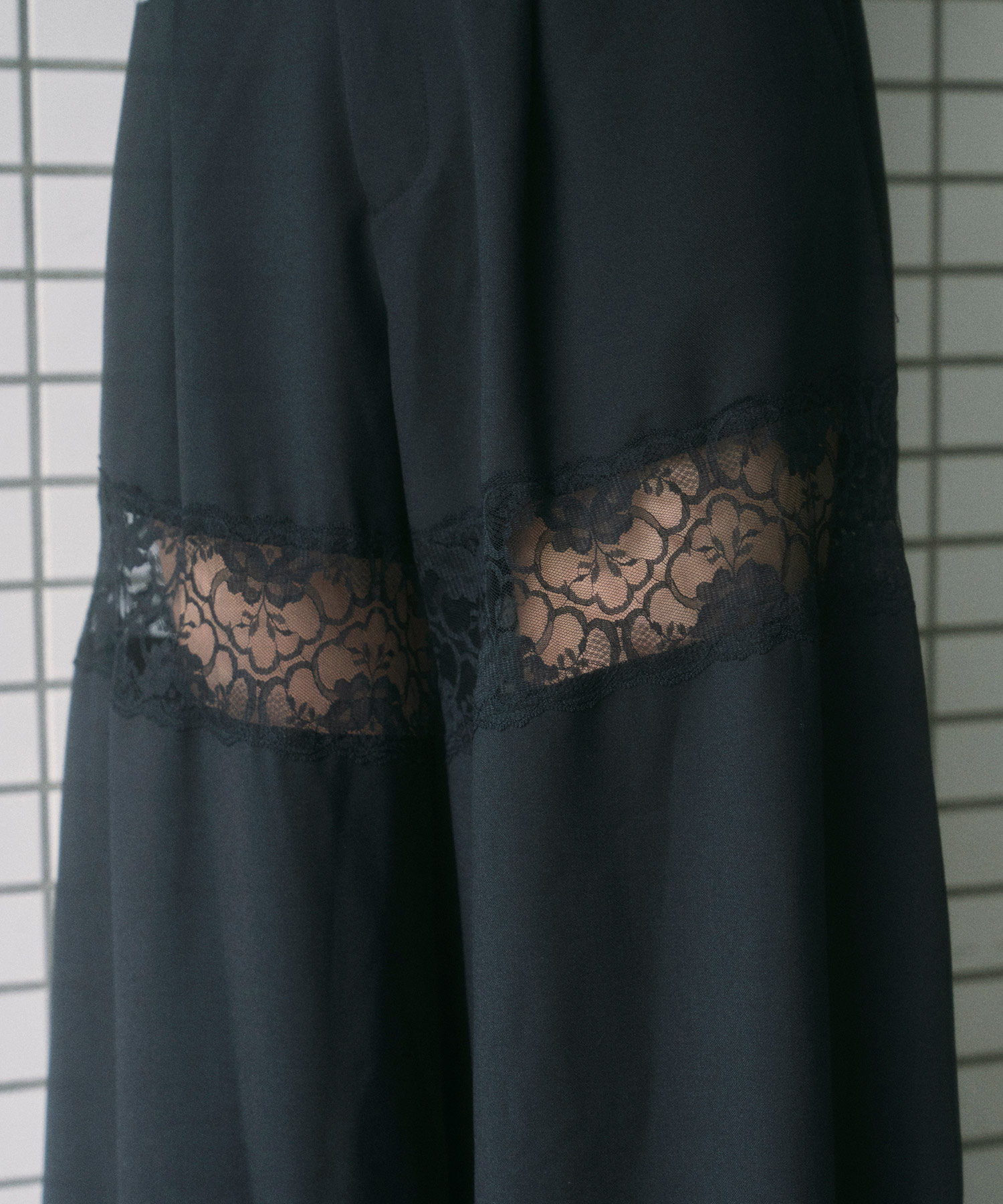 レースドッキングワイドパンツ