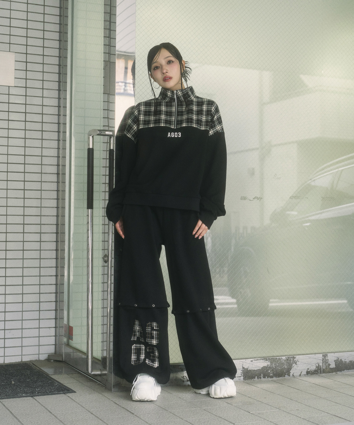 UNISEX 2WAYチェックロゴスウェットパンツ
