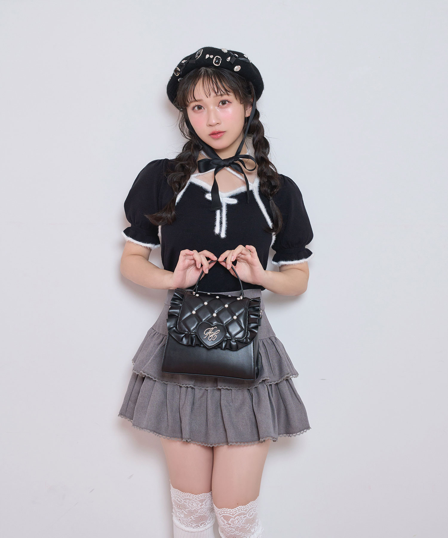 ハートロゴパールキルティングバッグ