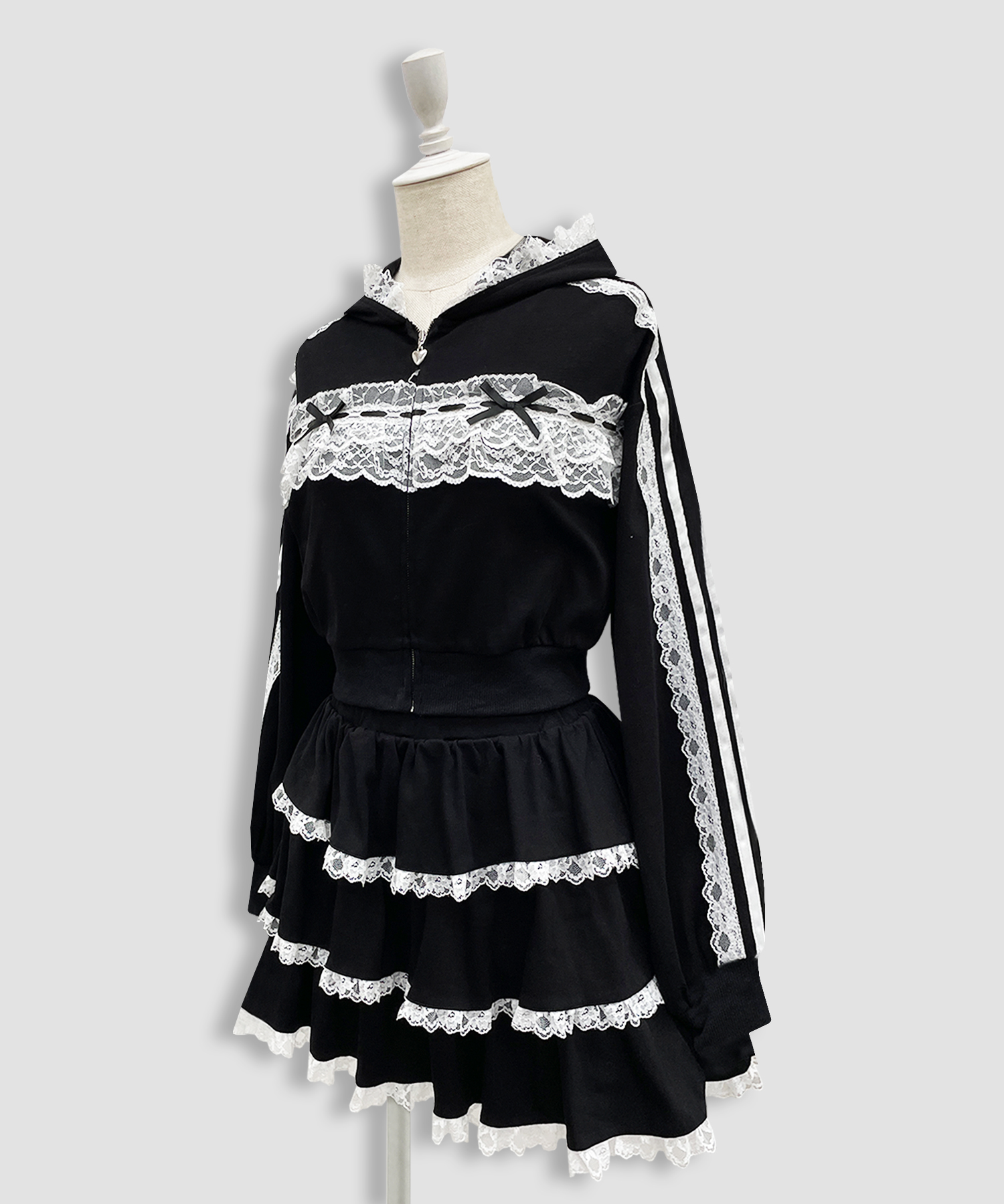 レースフリルパーカーセットアップ