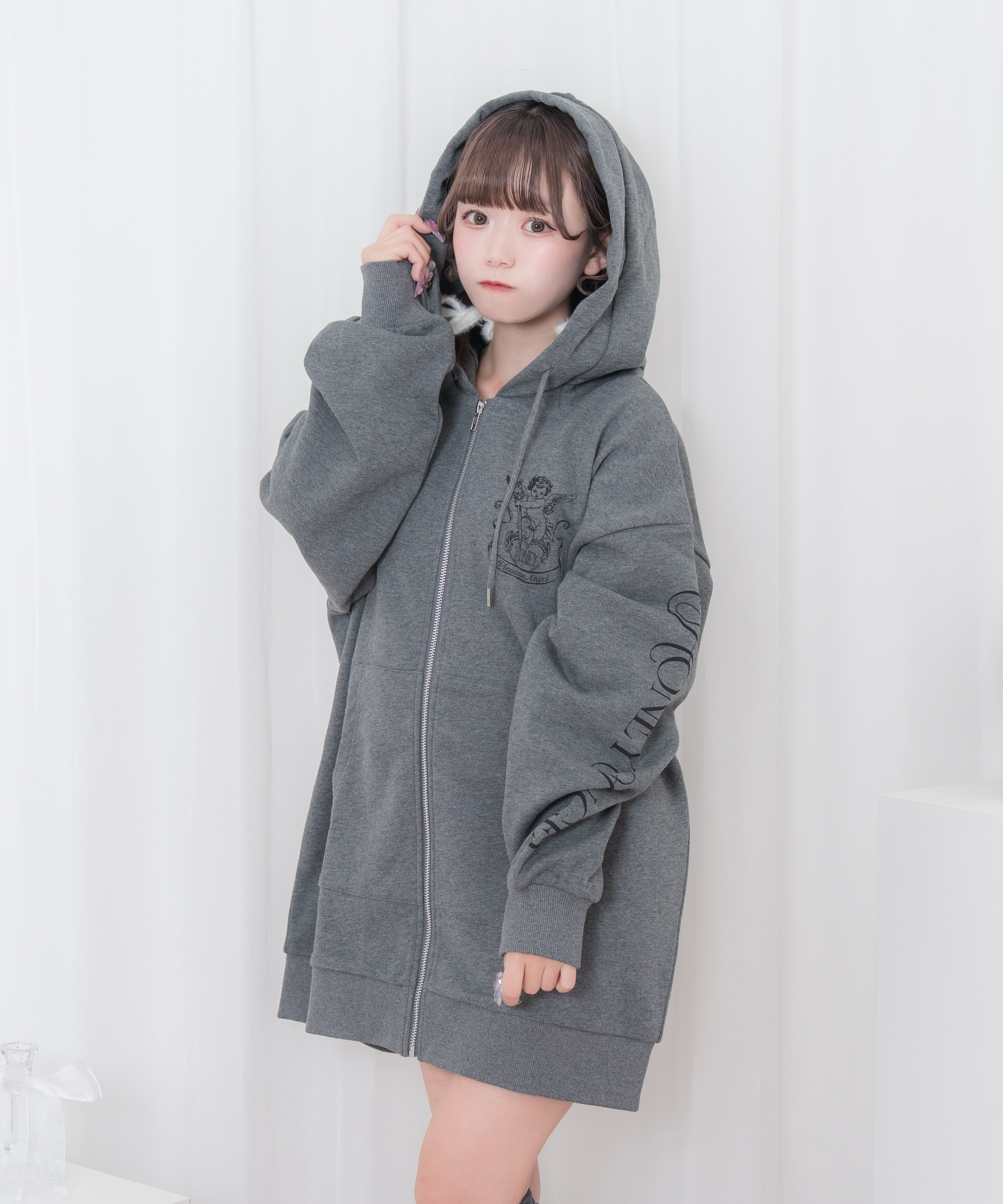 エンジェルソードプリントパーカー – BUNNY APARTMENT