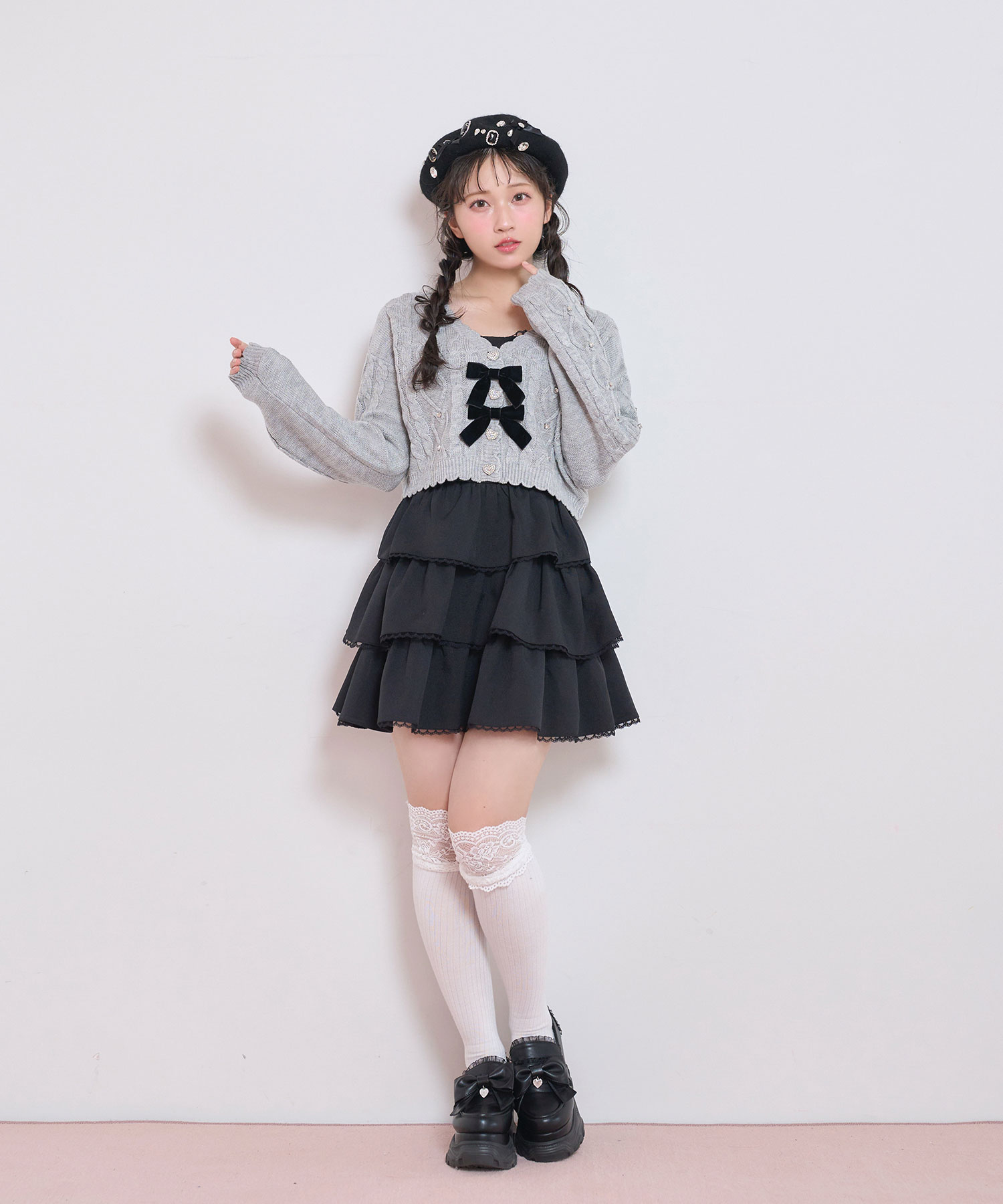 ハートビジューショートカーディガン