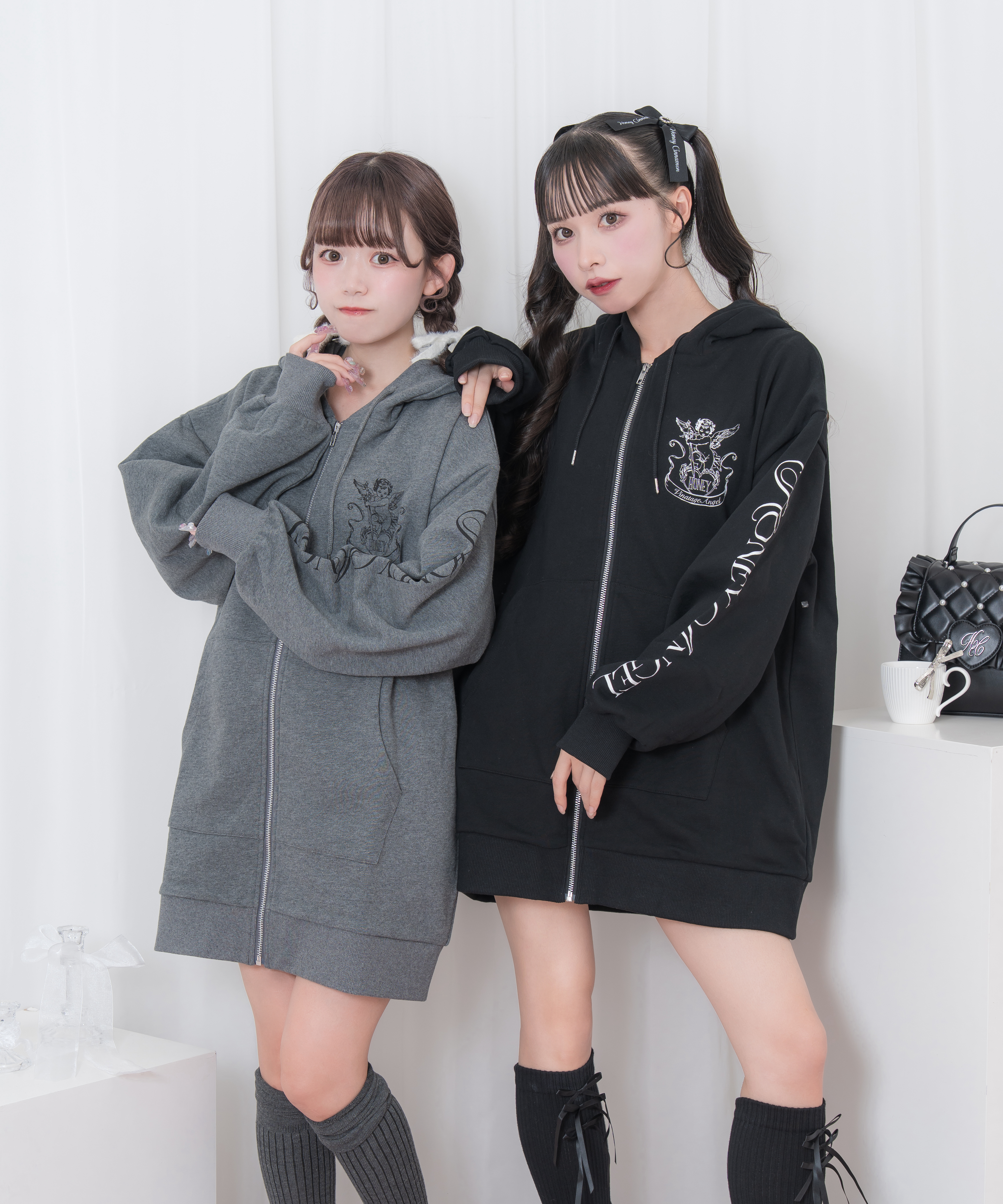 【新品未使用】ハニシナ ベロアリボンスクエアネックワンピース ブラックミックス ベロアリボンスクエアネックワンピース – BUNNY APARTMENT
