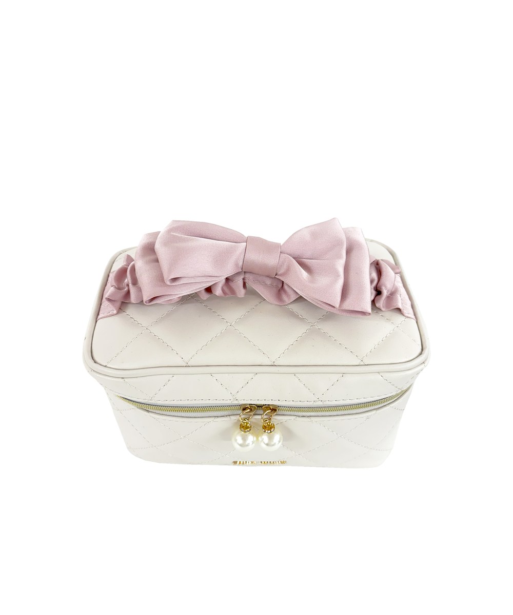 Makeup vanity pouch
