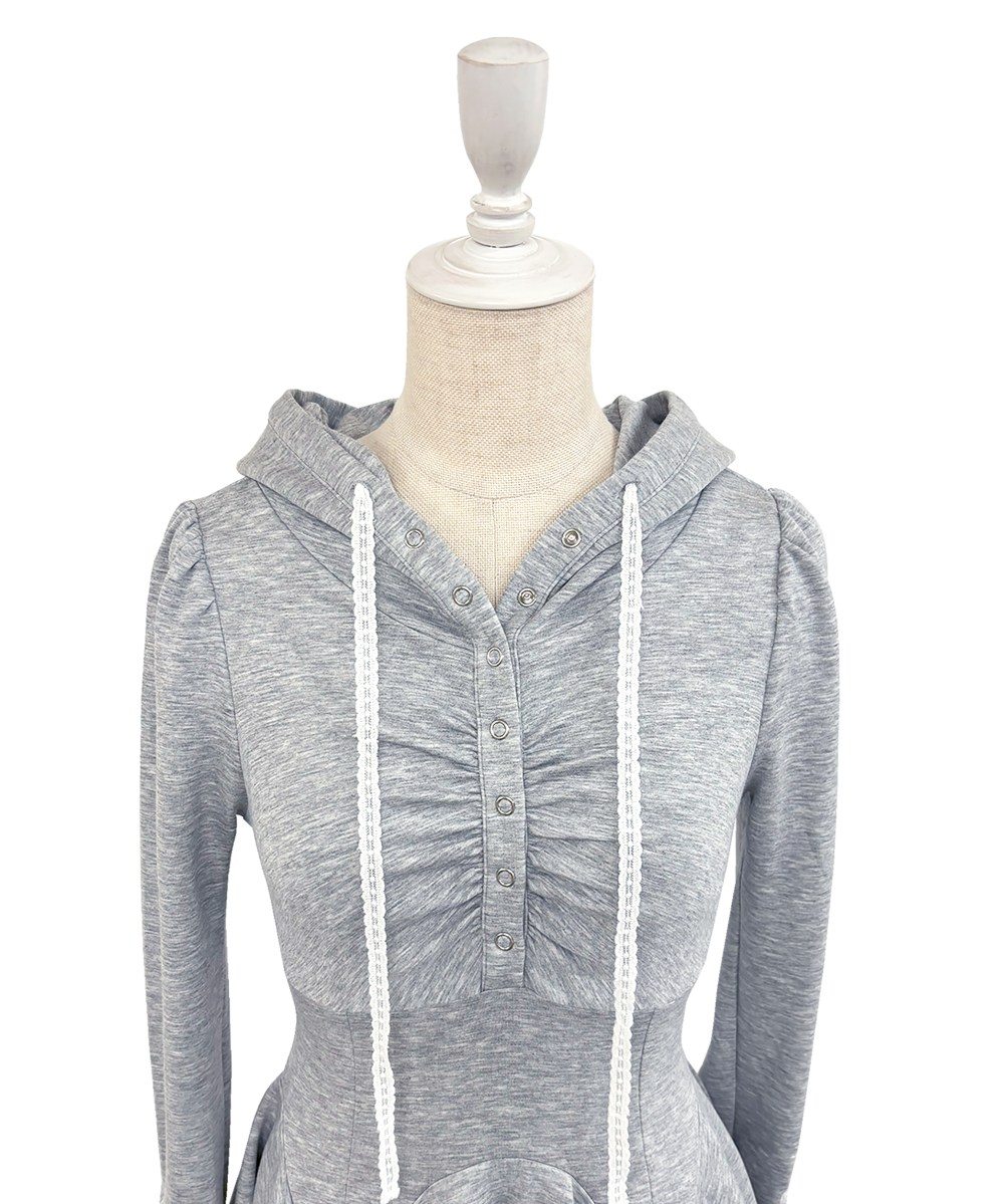 Hoodie OP with shorts