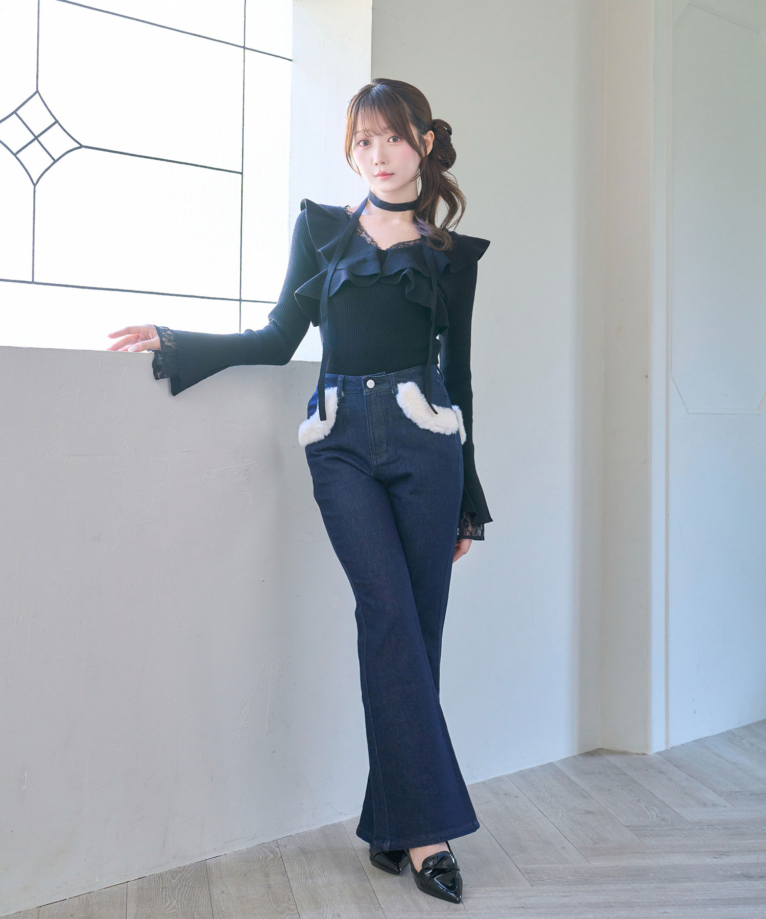 ロゼミューズFur trimmed denim pants 25秋 Sサイズ Fur trimmed denim pants – BUNNY APARTMENT