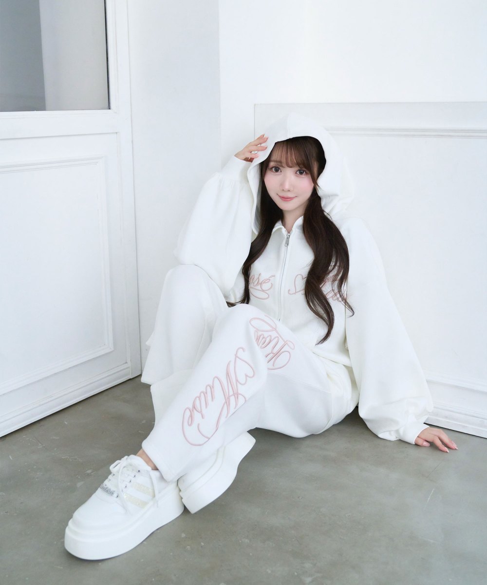 Logo 3d embroidery pants