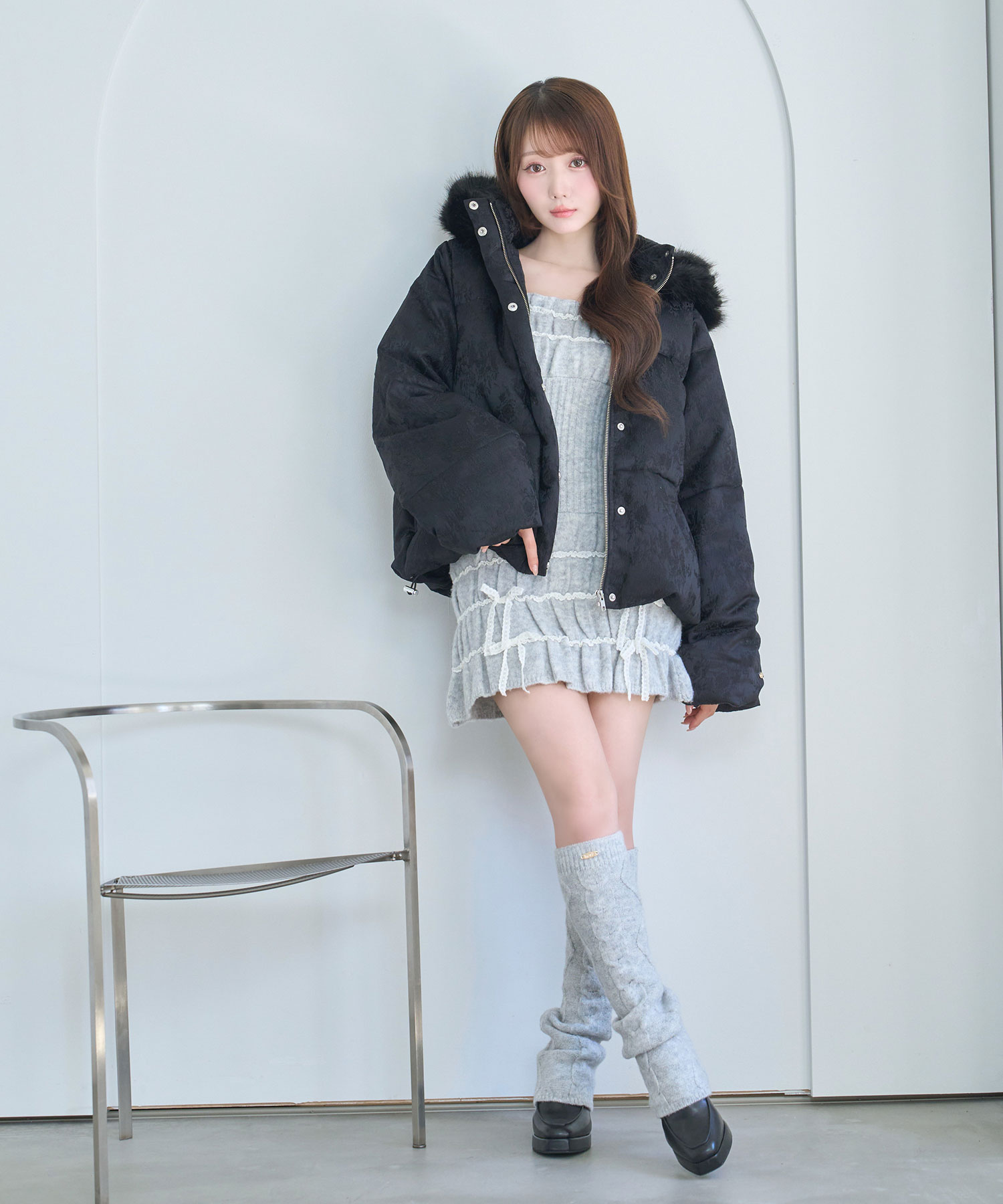 Jaquard mid-length down coat