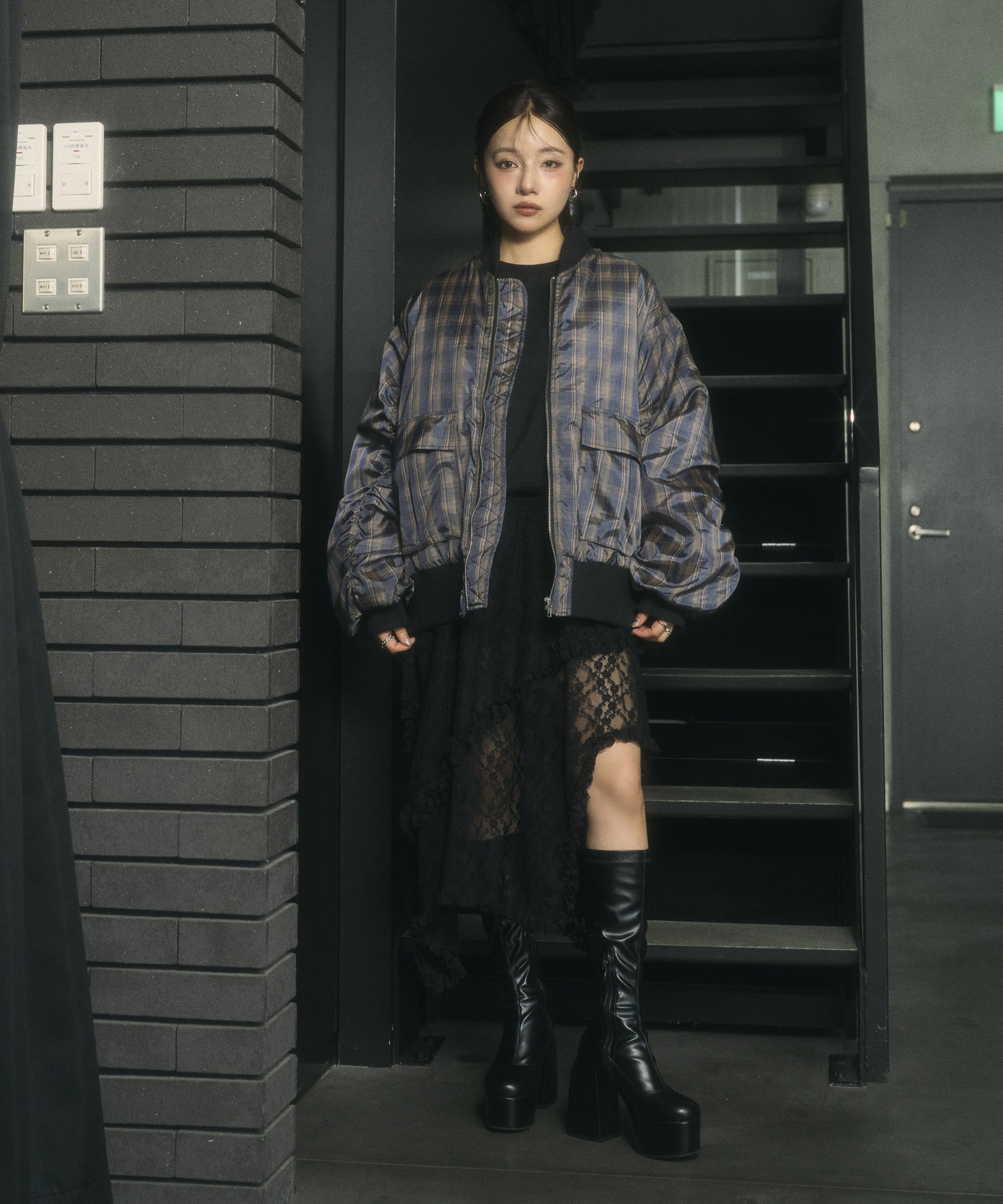 UNISEX オーバーサイズチェックブルゾン – BUNNY APARTMENT