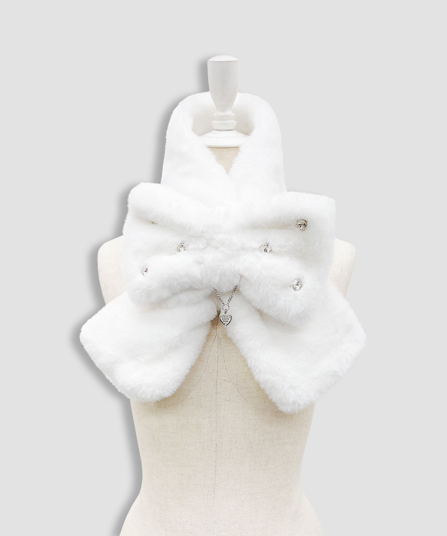 ロゴチャーム付きビジューリボンマフラー