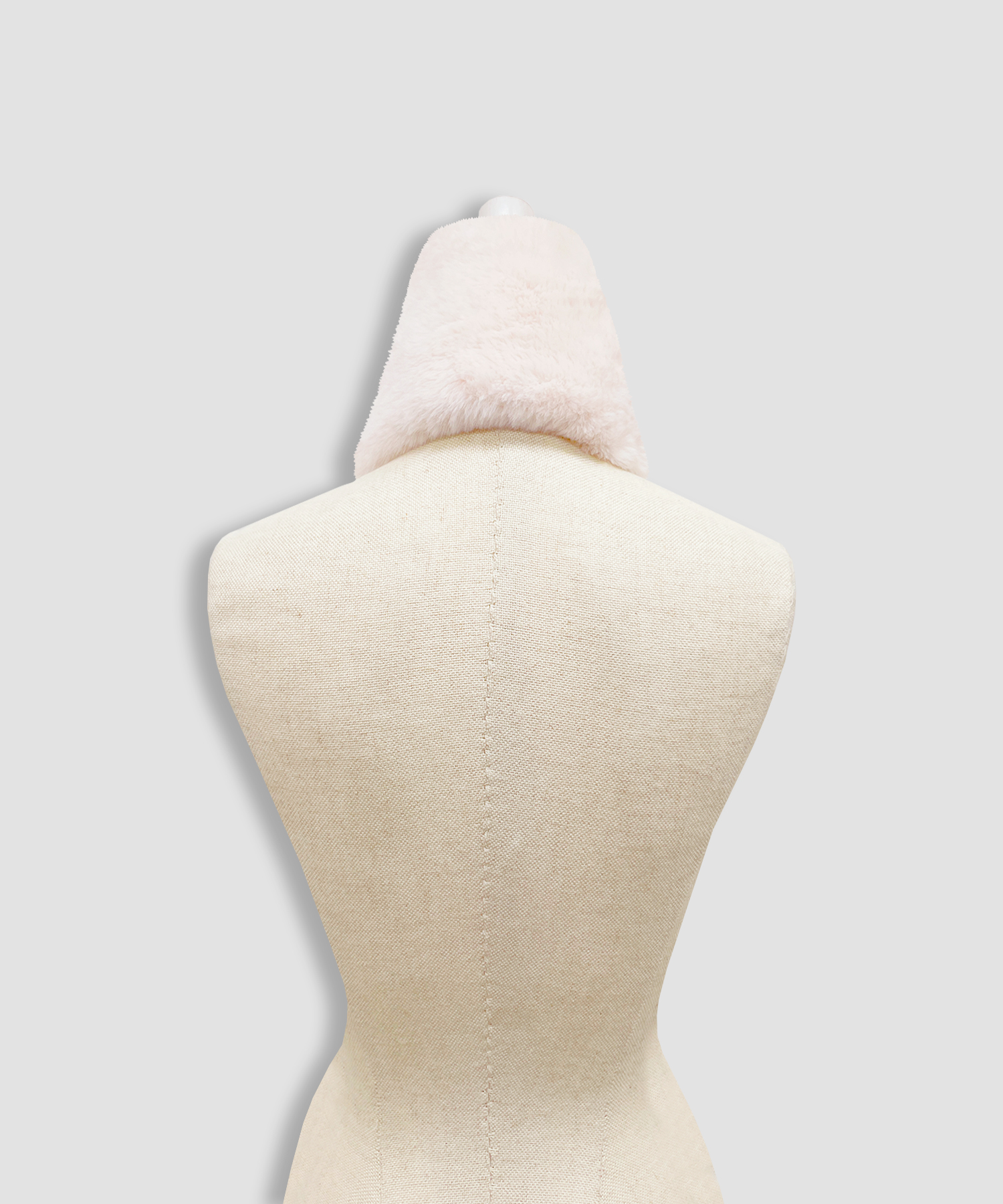 ロゴチャーム付きビジューリボンマフラー