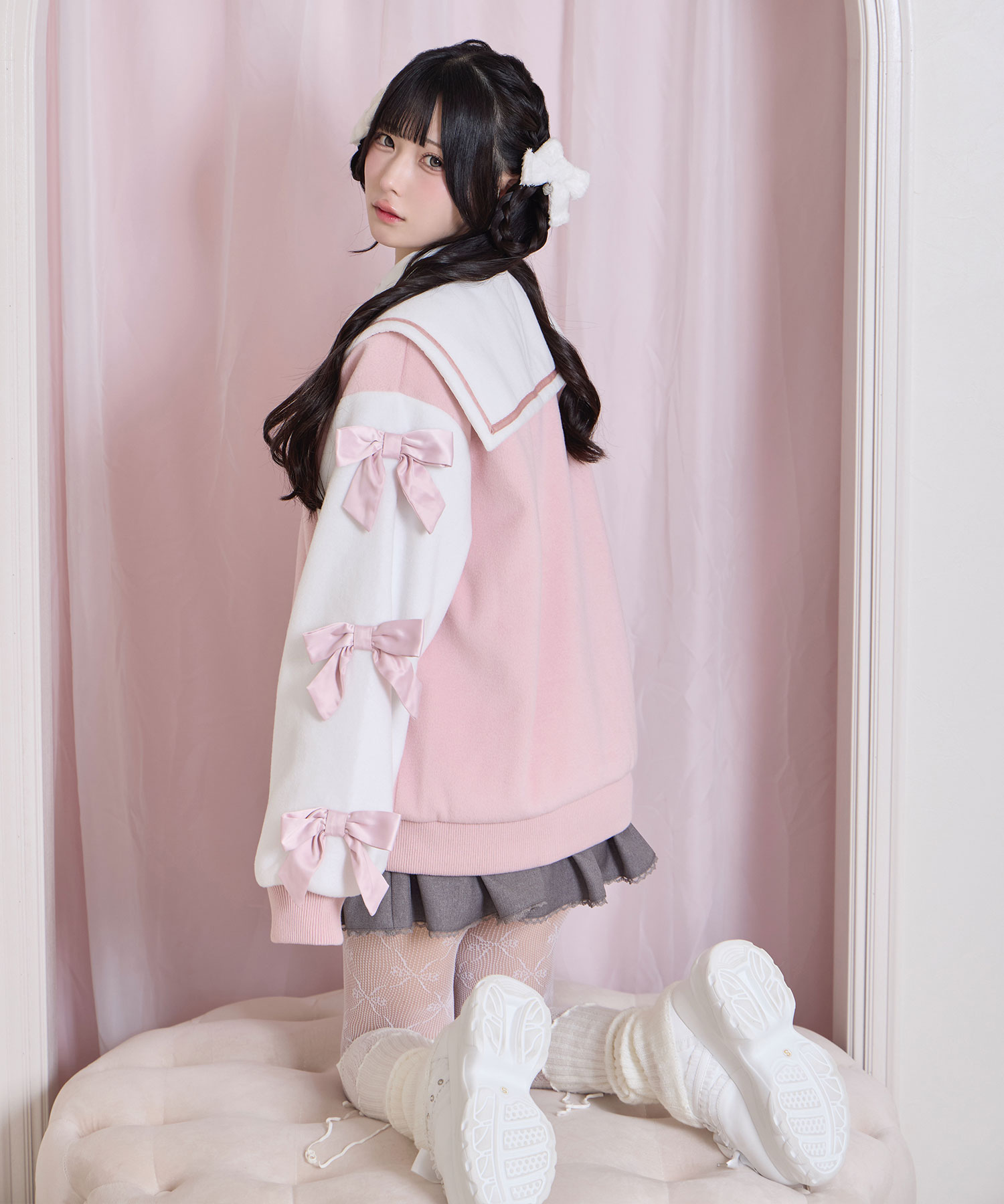 袖リボンハニーちゃんアップリケスタジャン