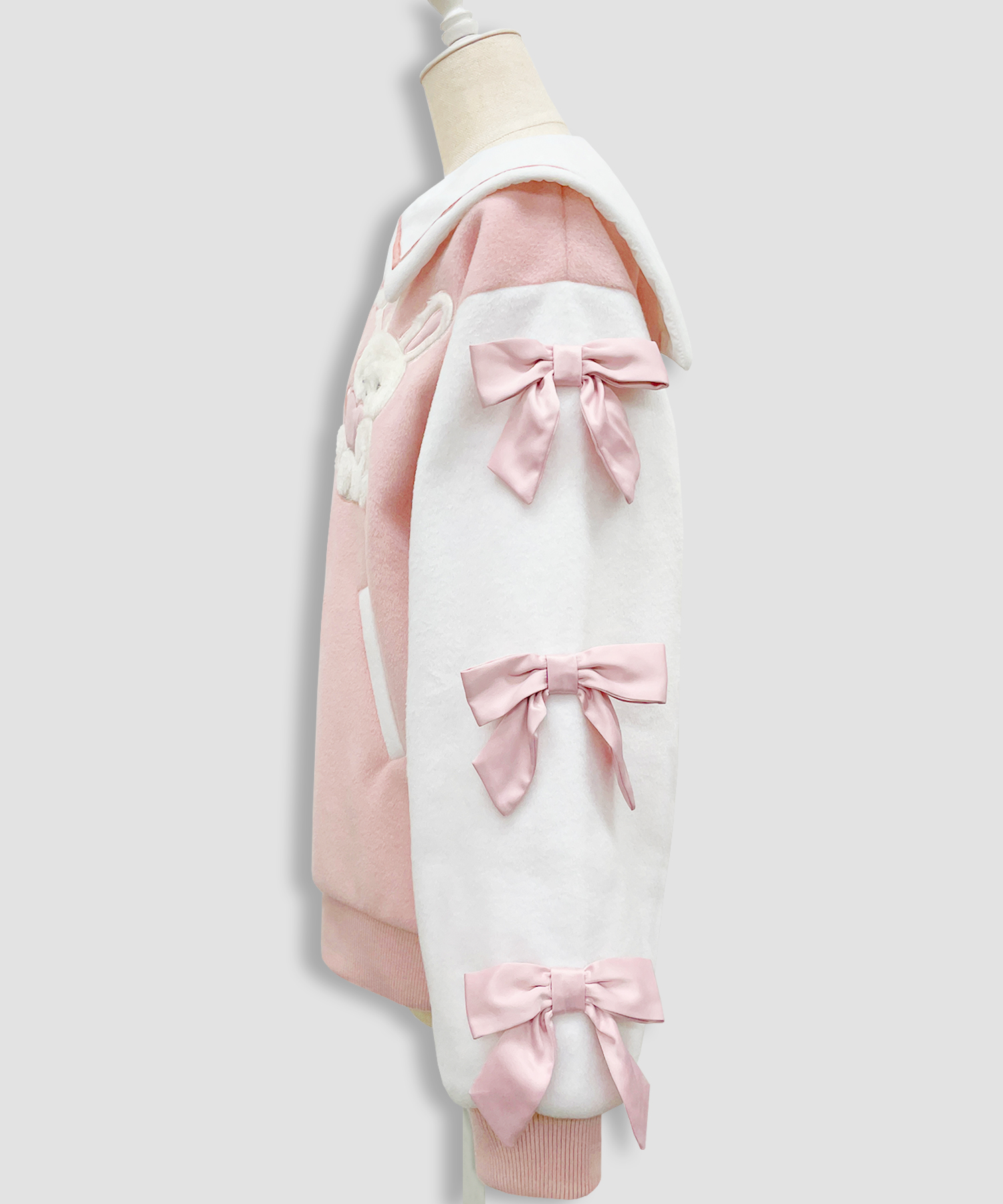 袖リボンハニーちゃんアップリケスタジャン