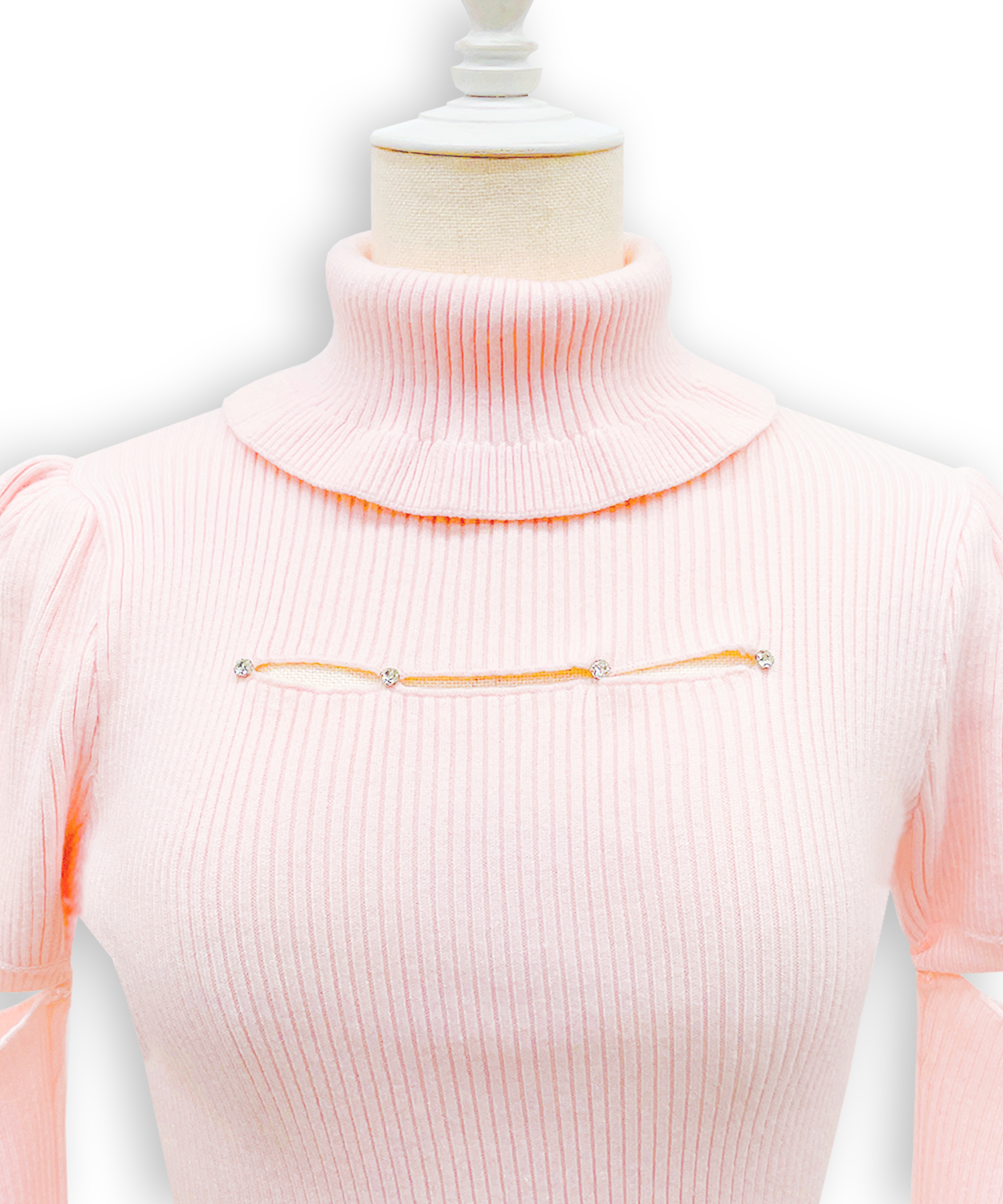 カットアウトラインストーンタートルニット