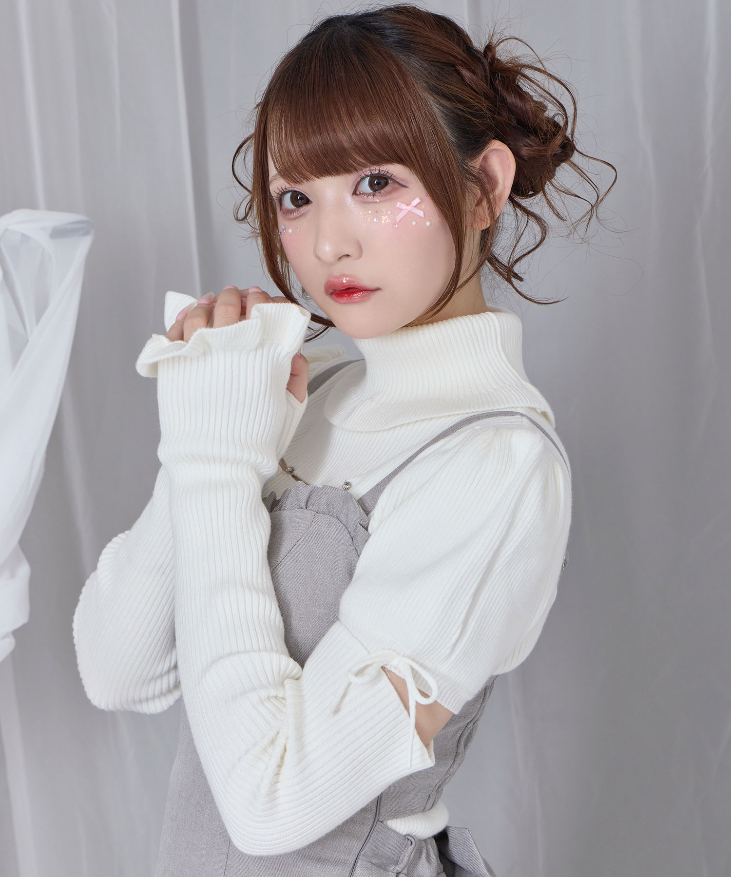 バックリボンカットアウトジャンスカ