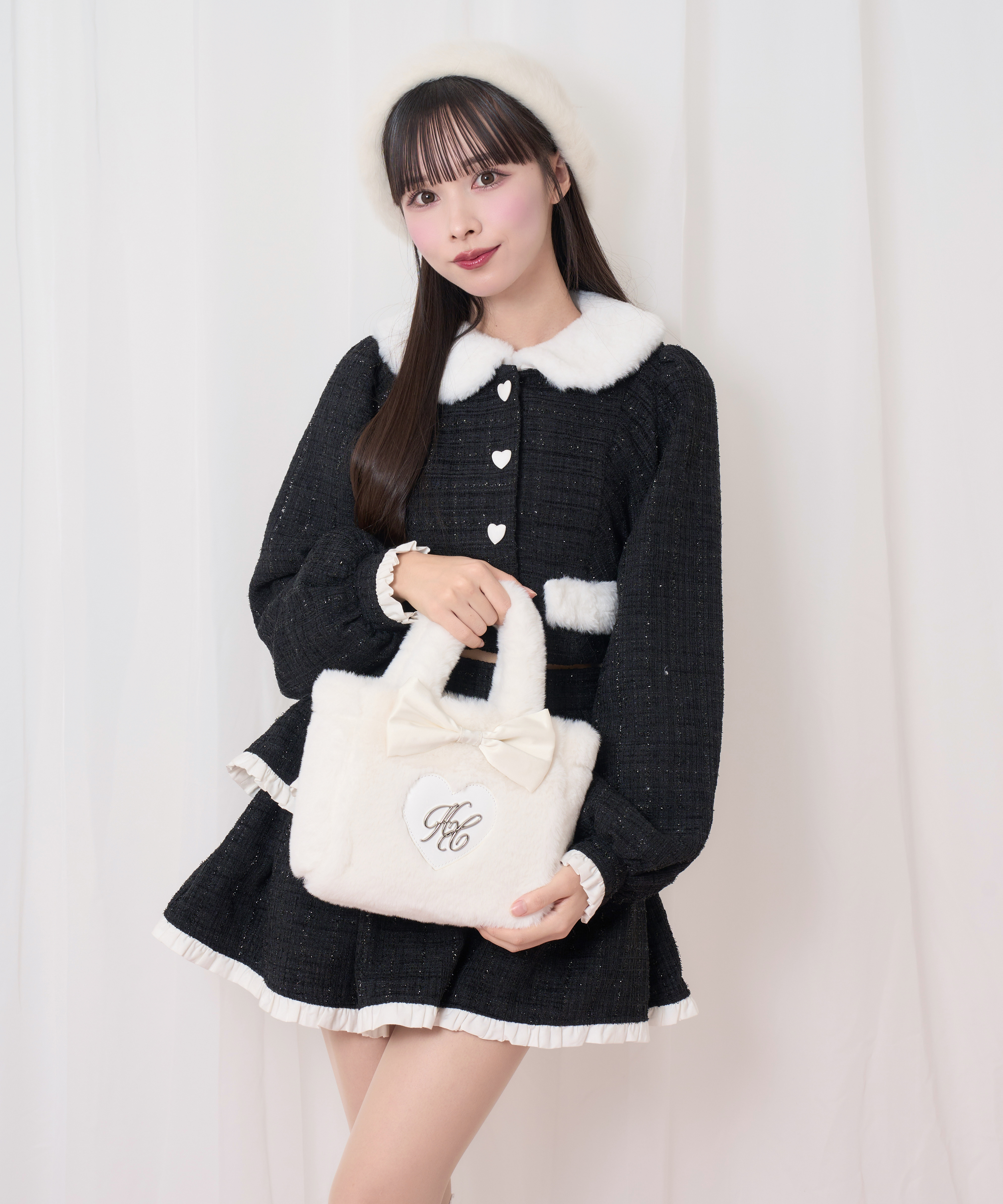 ハートロゴリボン付きエコファーバッグ