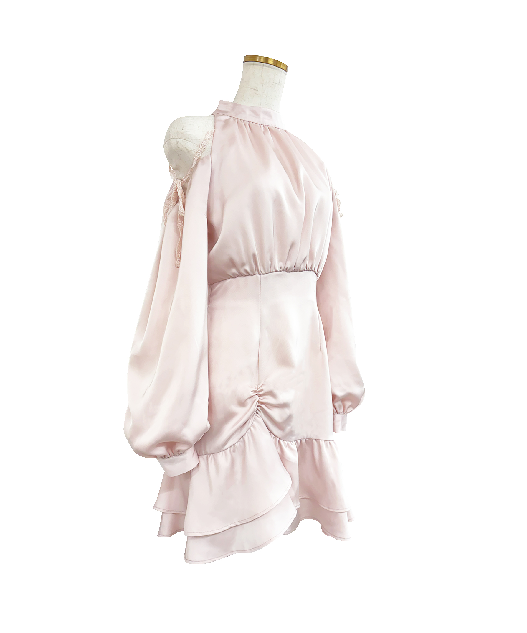 美品✨Rene 袖リボンワンピース 36 ピンクベージュ系 ひざ丈 ボックス 美品✨Rene 袖リボンワンピース 36 ピンクベージュ系 ひざ丈