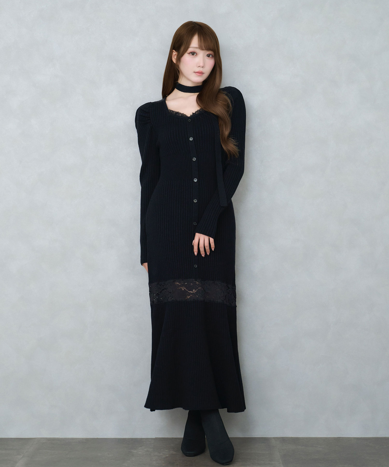 Mermaid lace knit dress