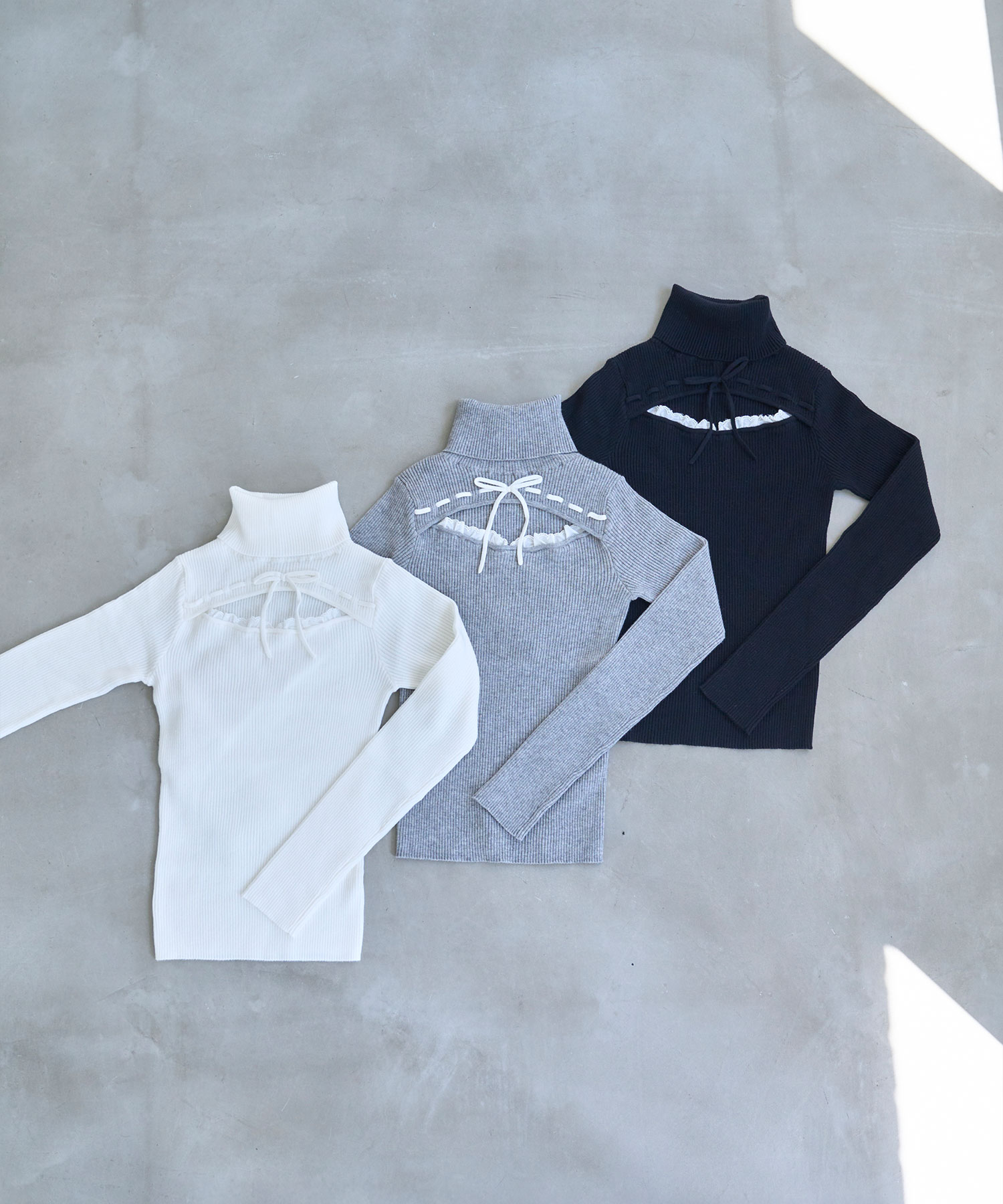 Keyhole H/N knit tops